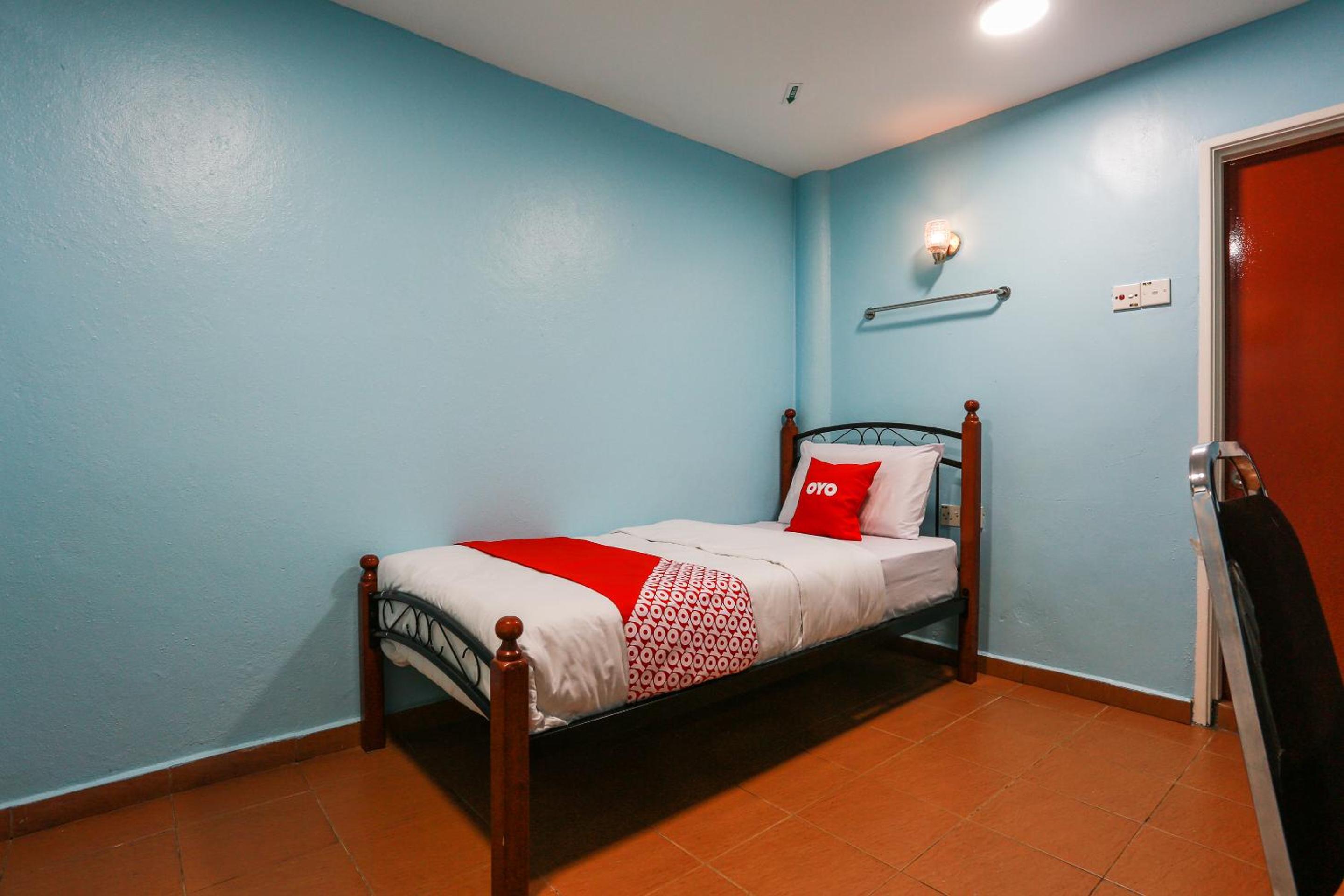 Deluxe Single Room - Photo 1