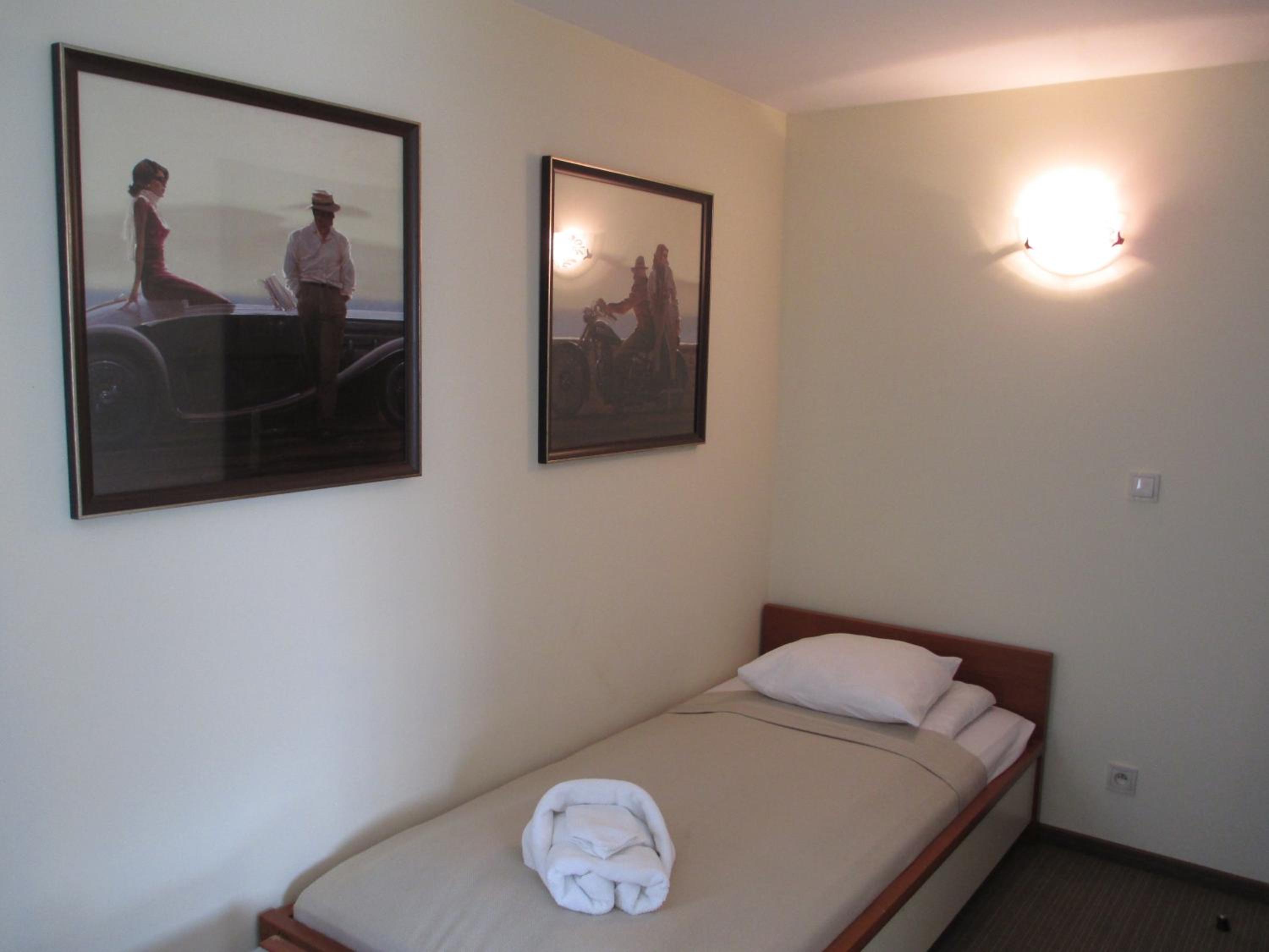 Single Room photo 1