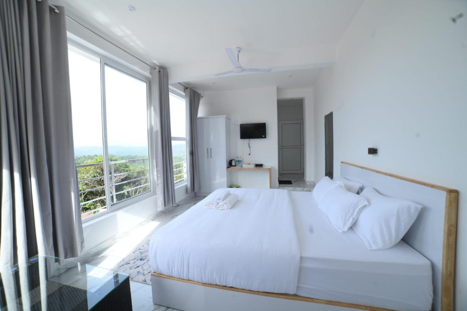 Double Room With Mountain View photo 3