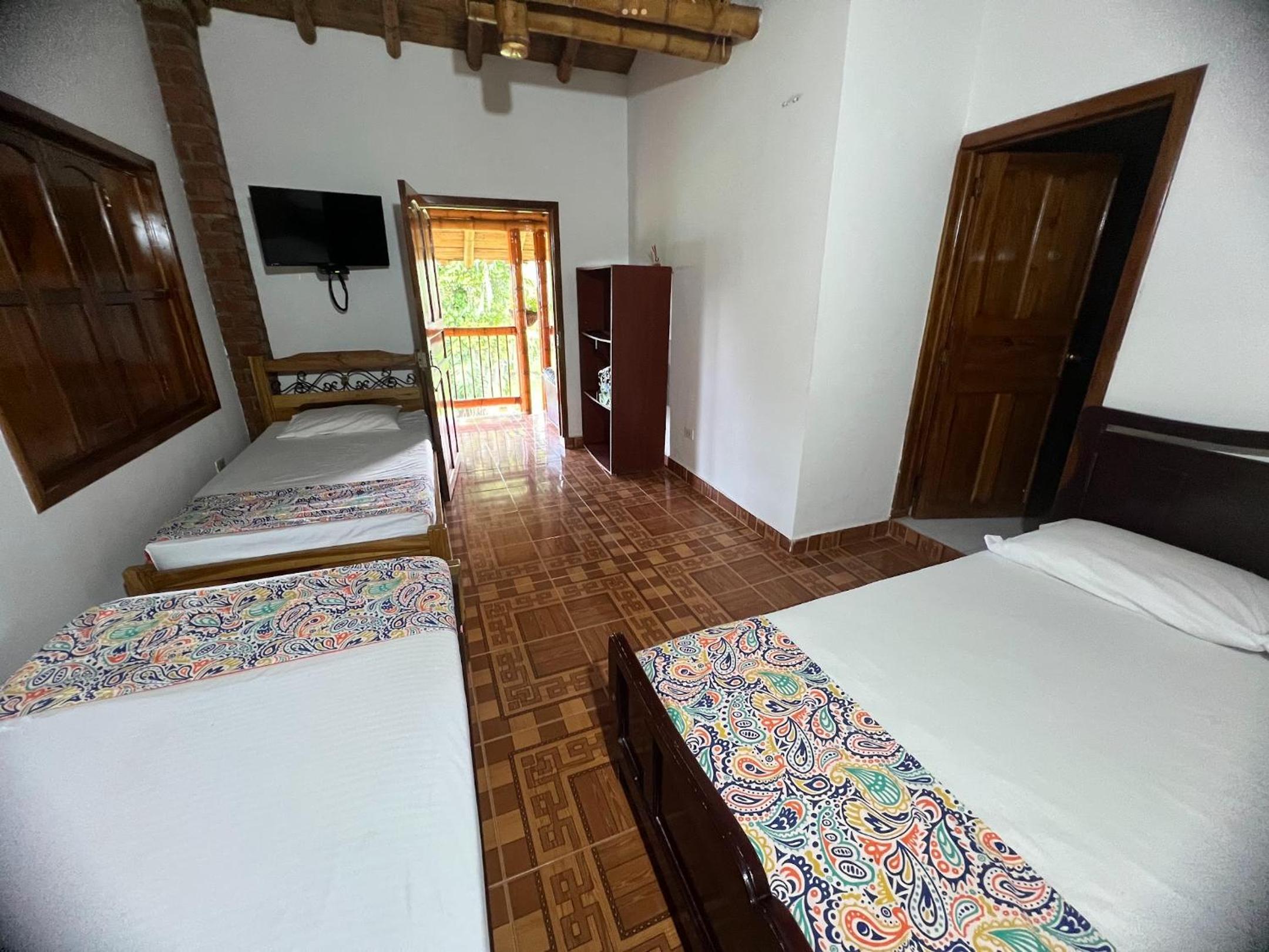 Quadruple Room with Garden View photo 1