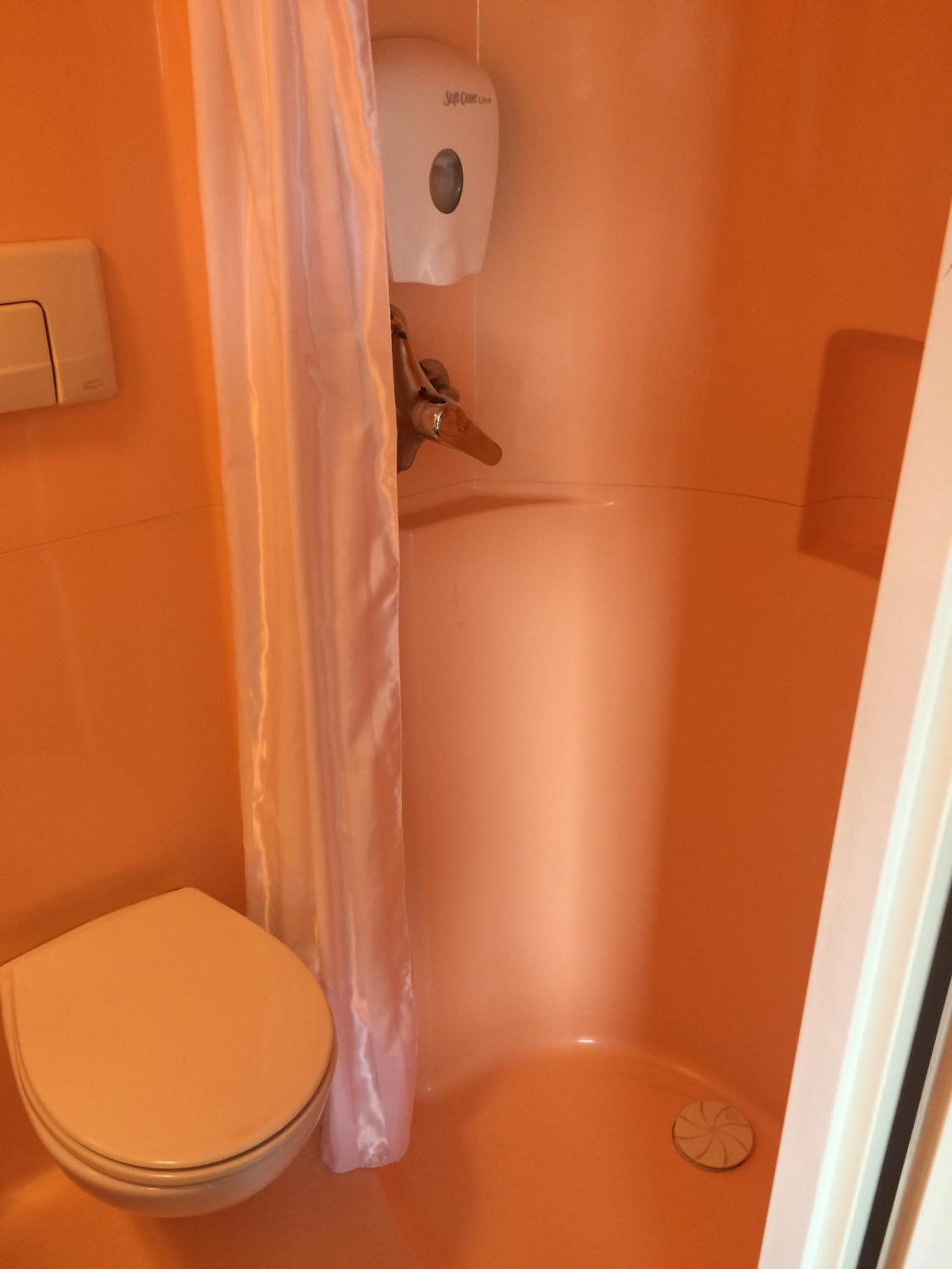 Double Room - Photo 3