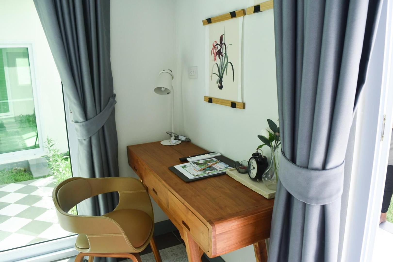 Standard King Room - Photo 4