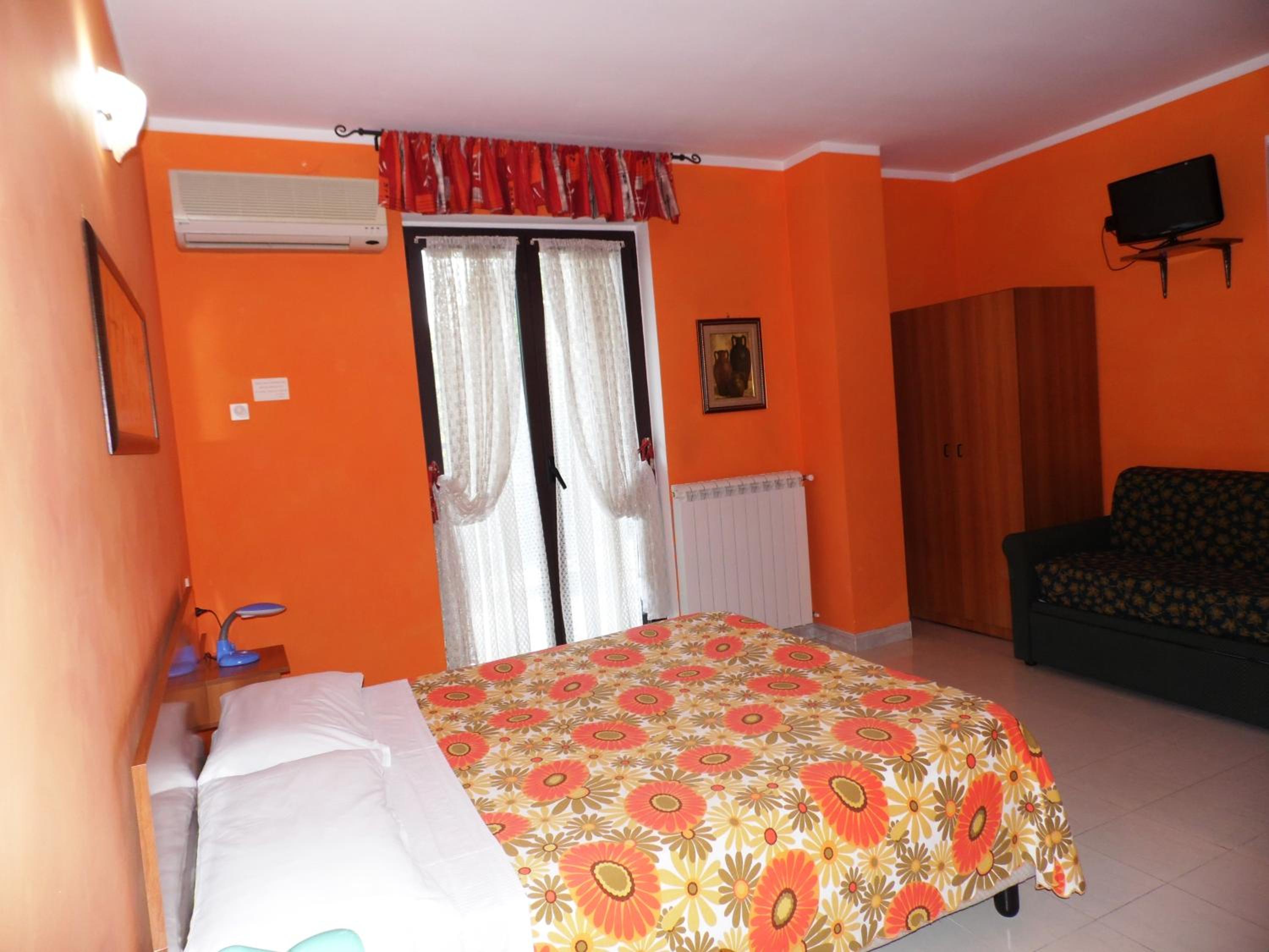 Basic Double Room