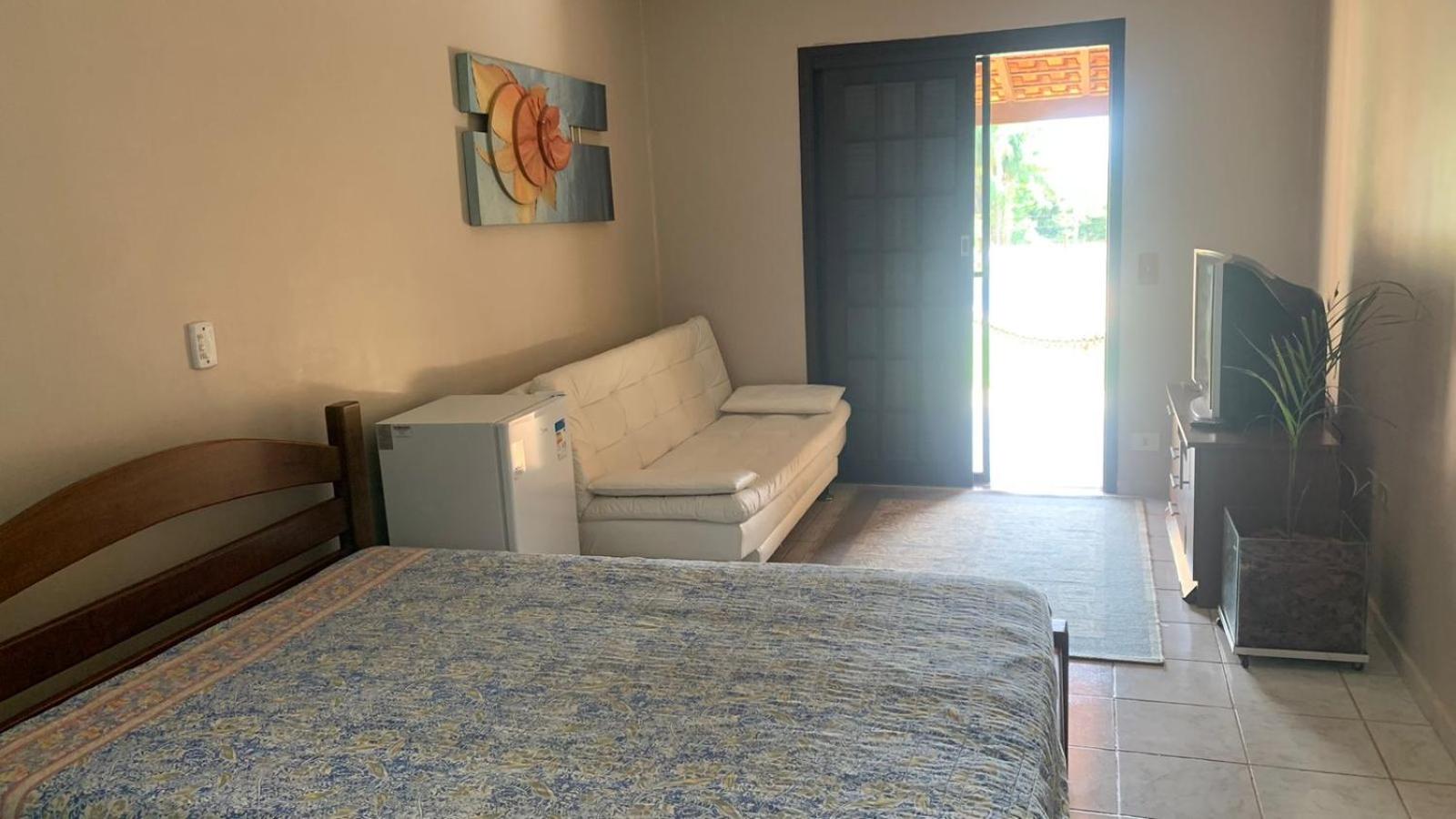 One-Bedroom House photo 1
