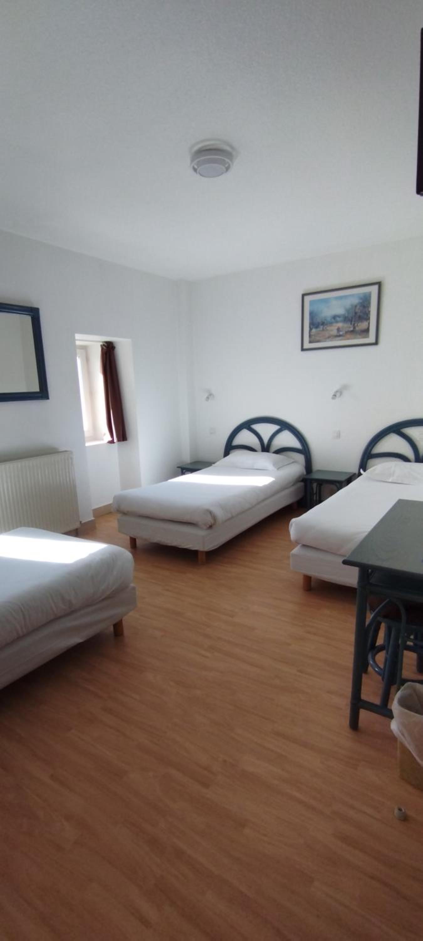 Sejour Triple Room photo 2