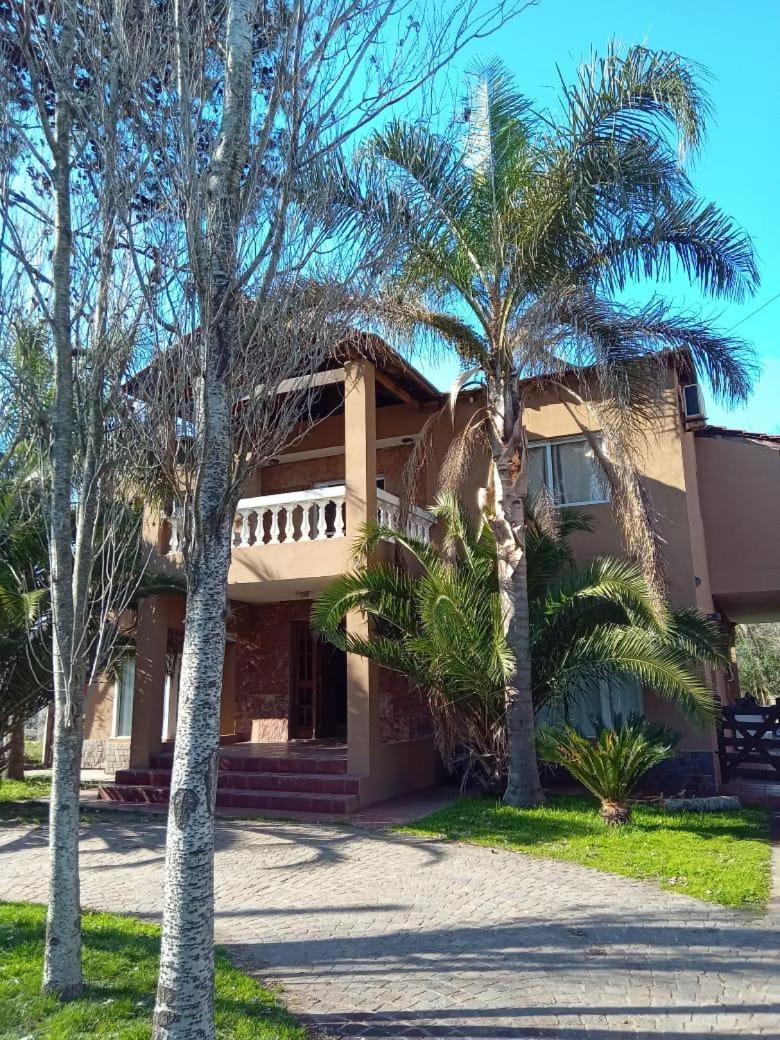 Four-Bedroom House photo 2