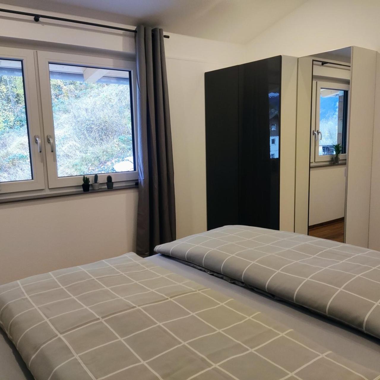 Apartment with Mountain View photo 2