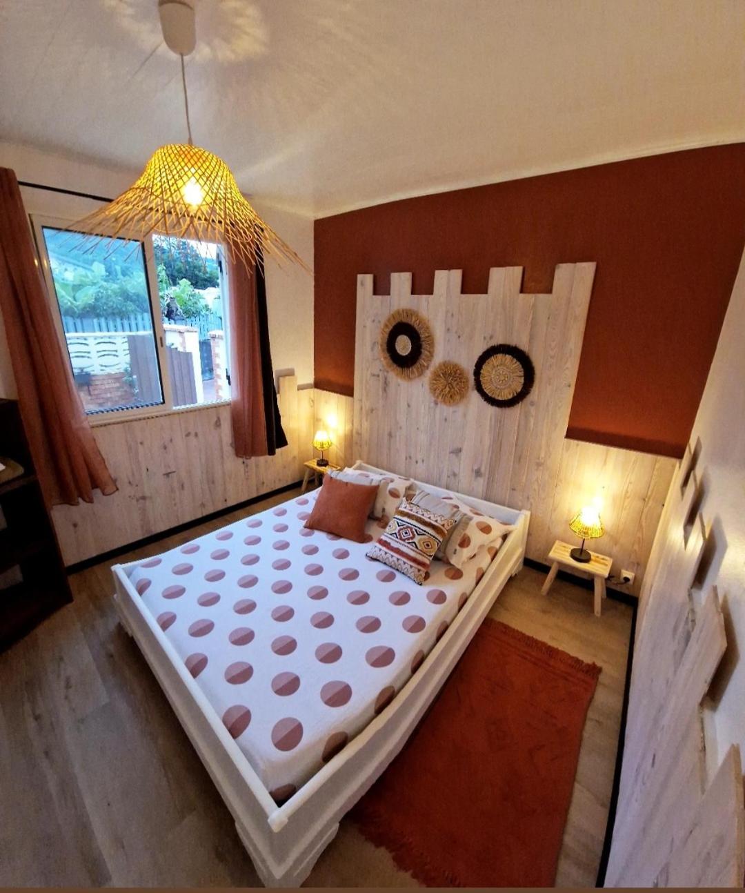 Villa photo 1