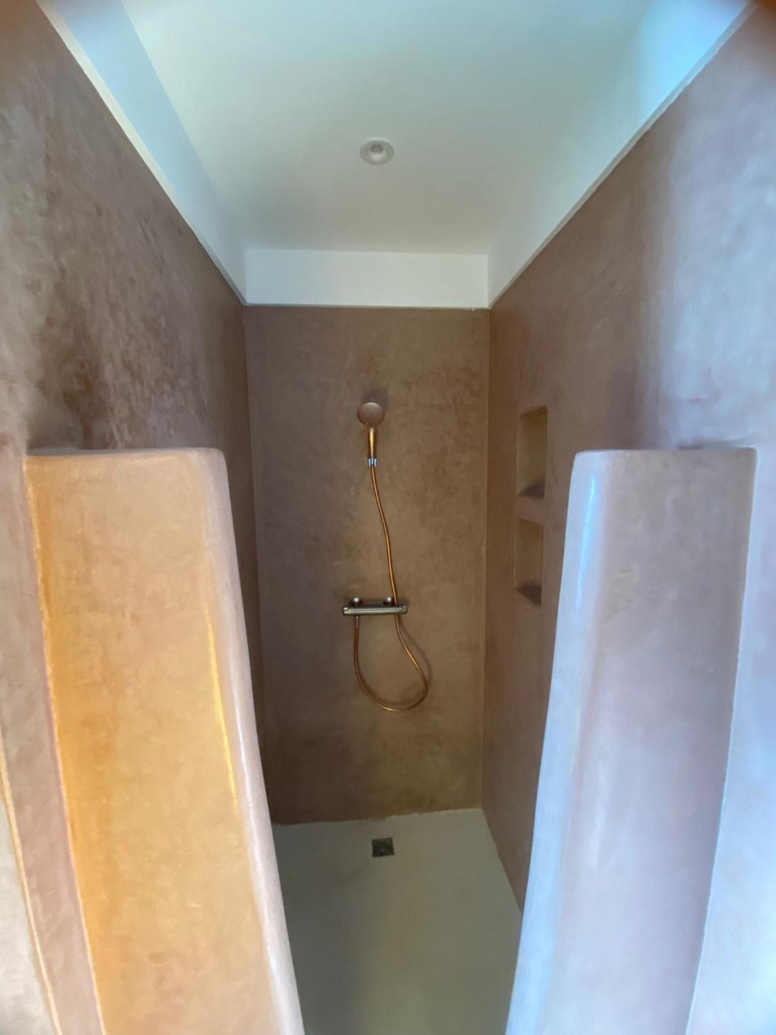 Double Room with Private External Bathroom photo 2
