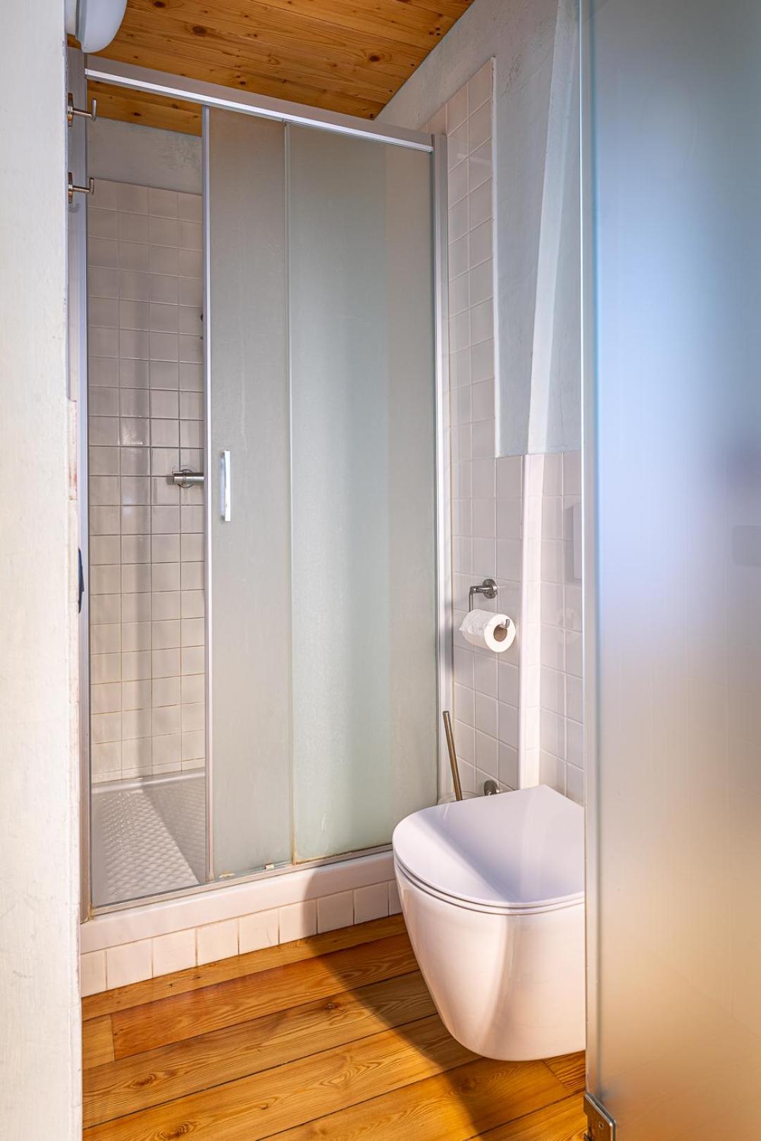 Double or Twin Room with Private Internal Bathroom photo 2