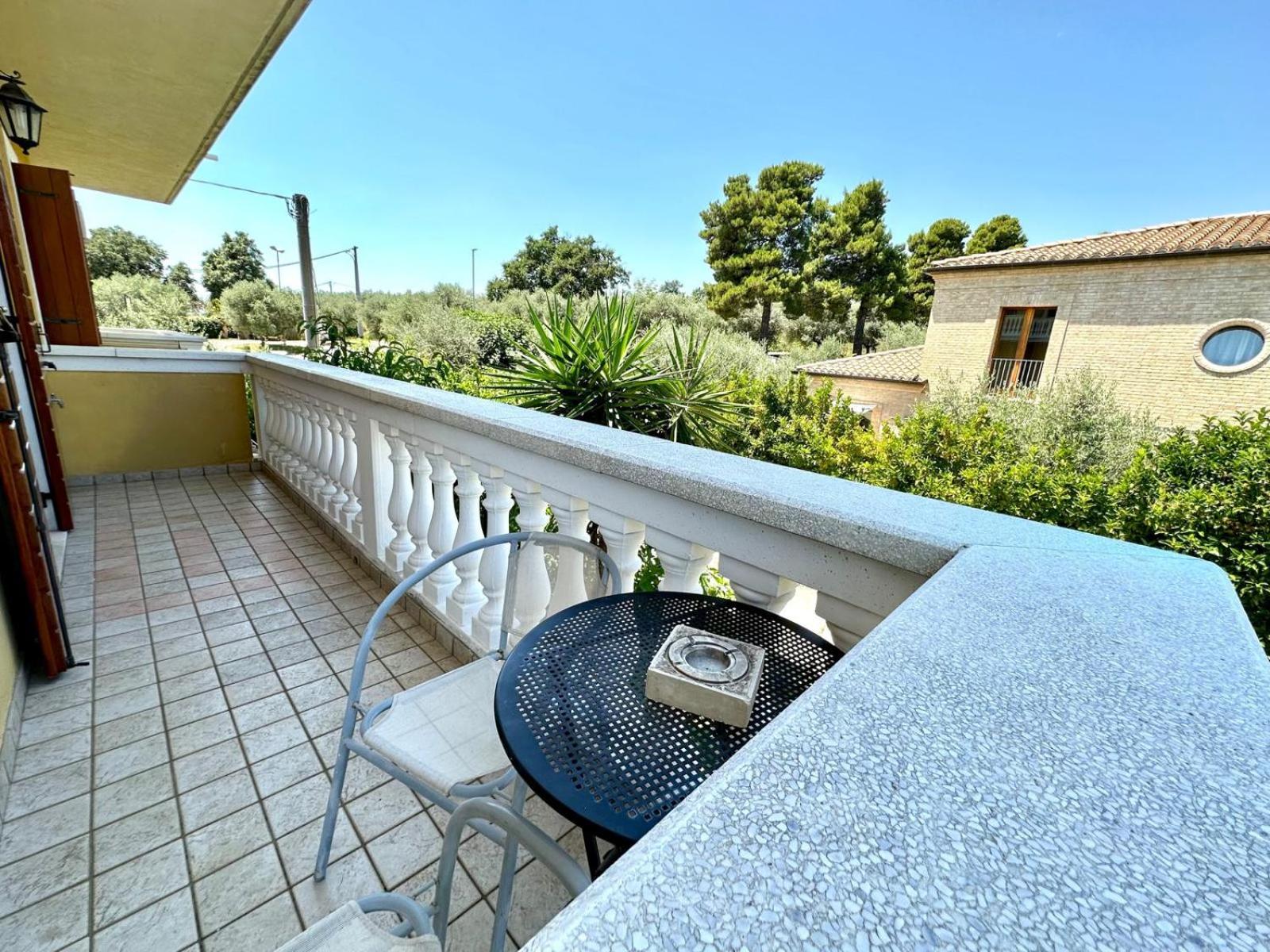 Double Room with Private Bathroom photo 3
