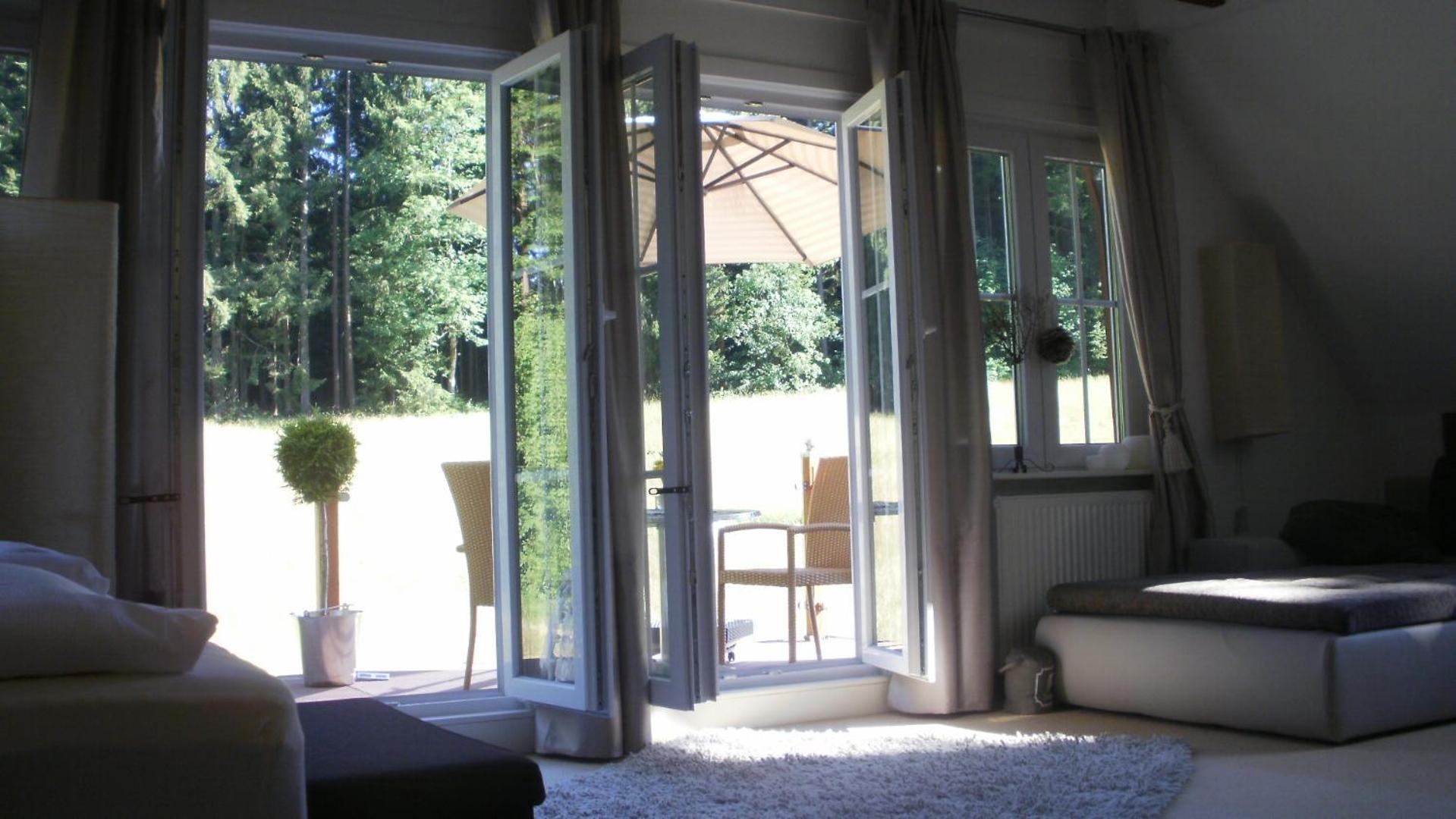 Studio with Balcony photo 2