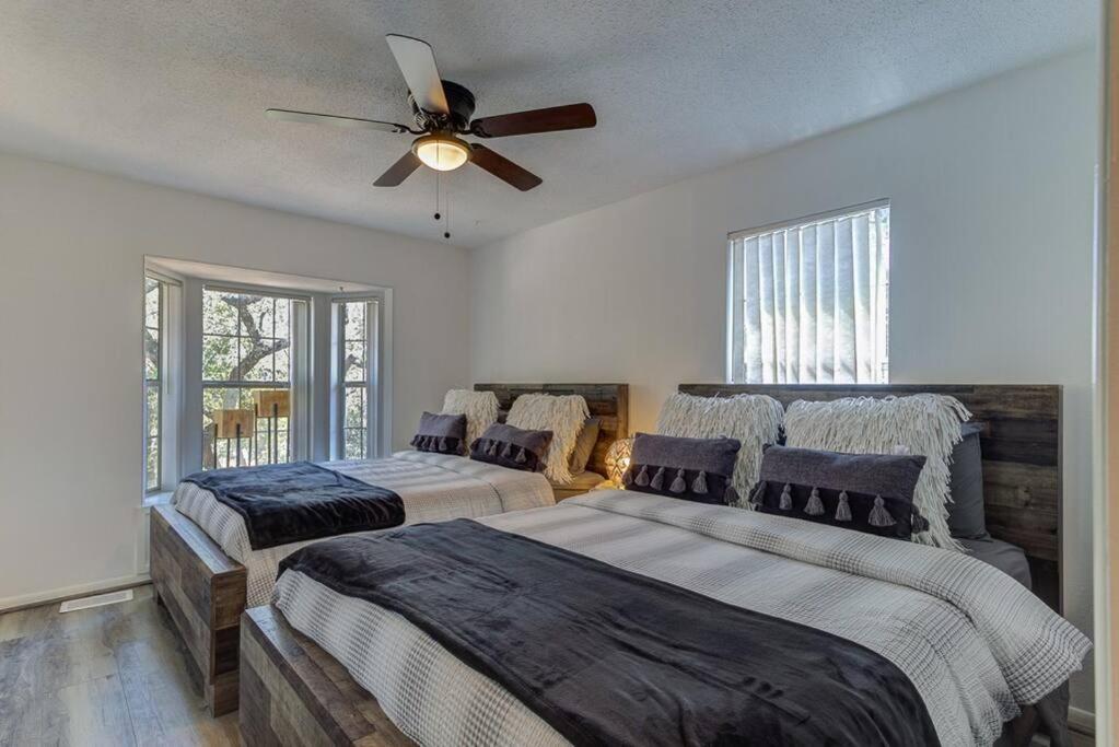 Four-Bedroom House photo 1