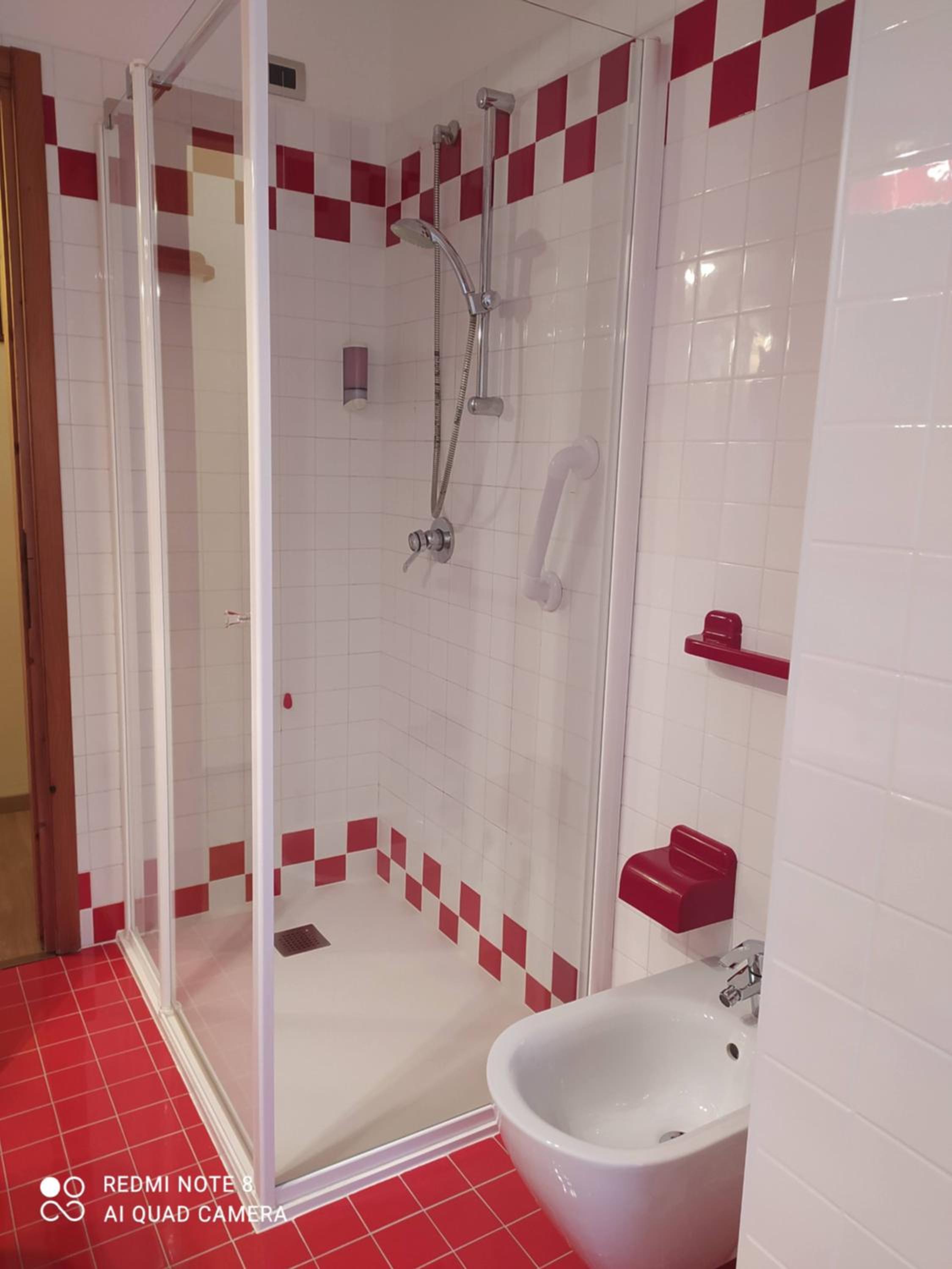 Junior Suite with Balcony - Photo 3