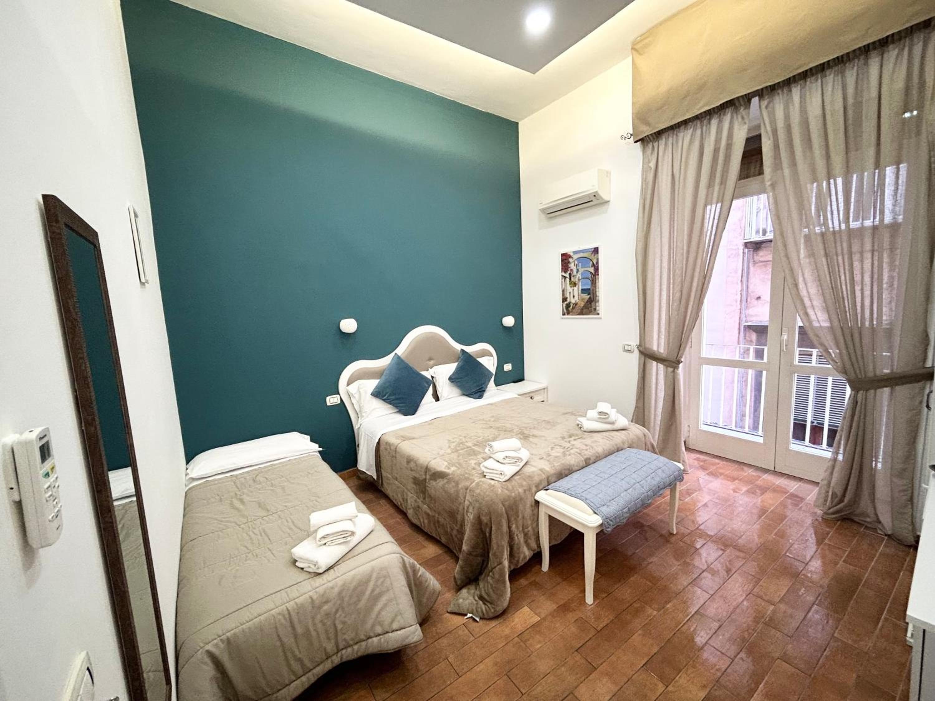 Triple Room With Private External Bathroom