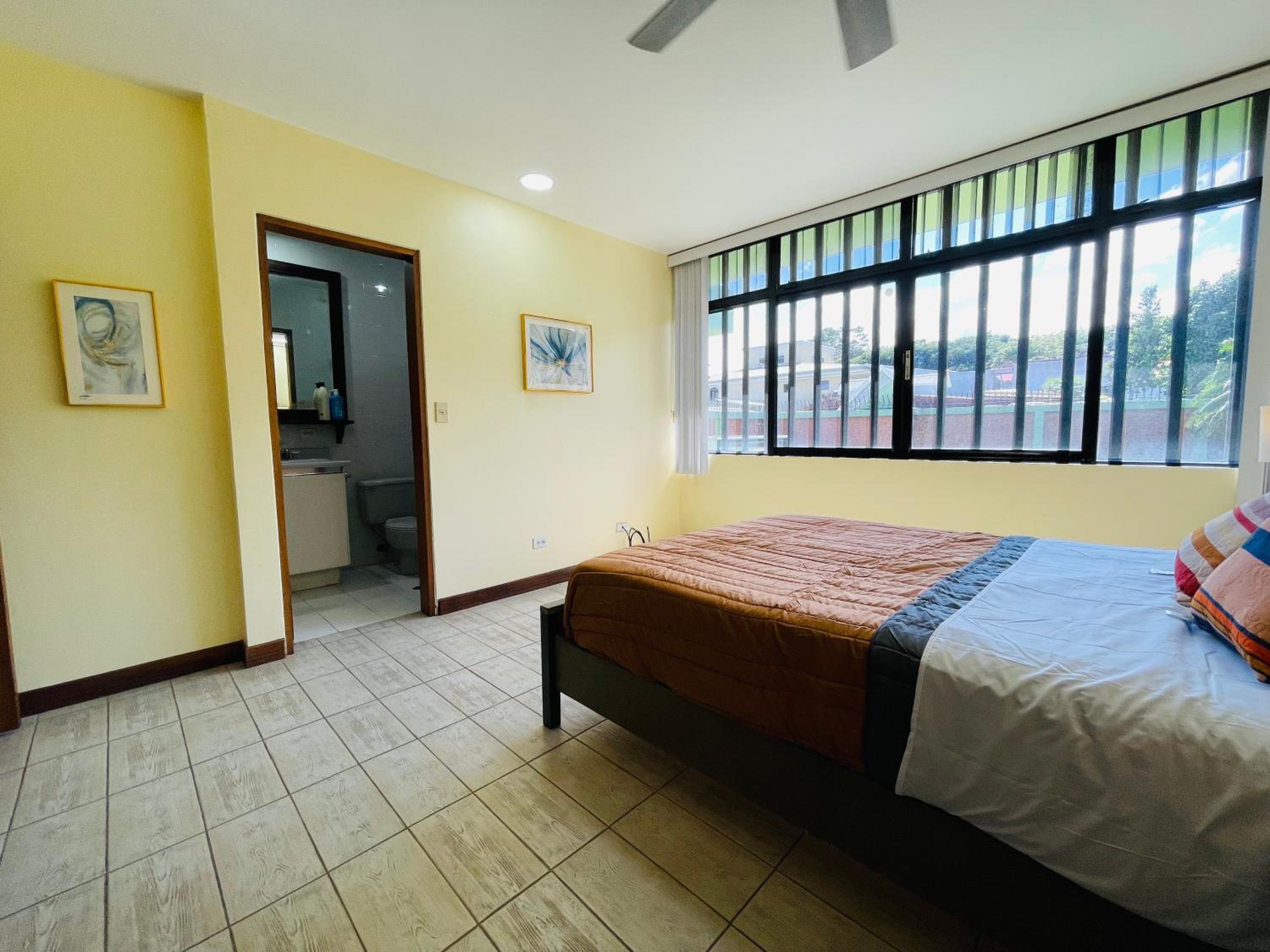 Deluxe Double Room with Shower photo 3