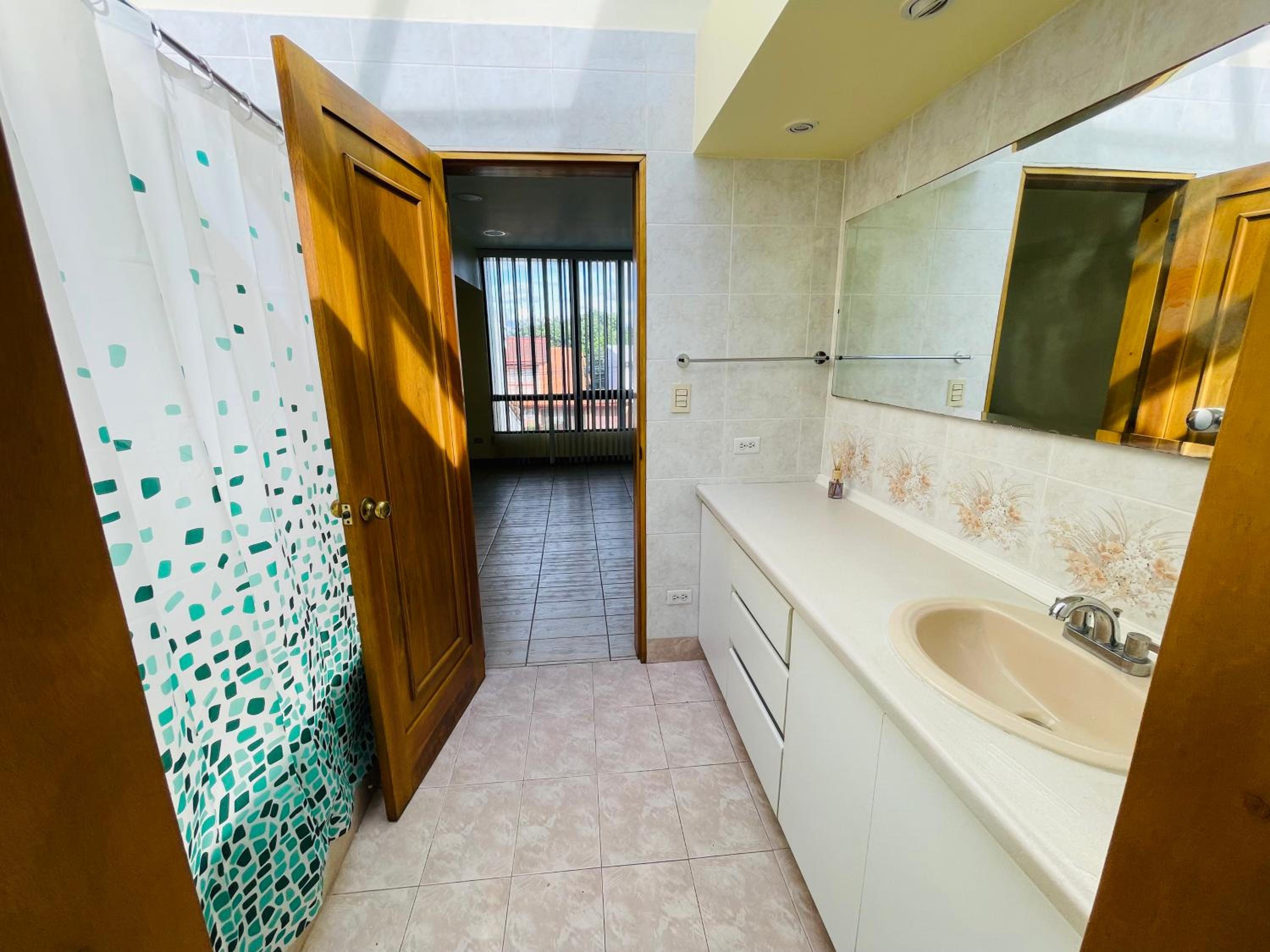 King Room with Spa Bath photo 2