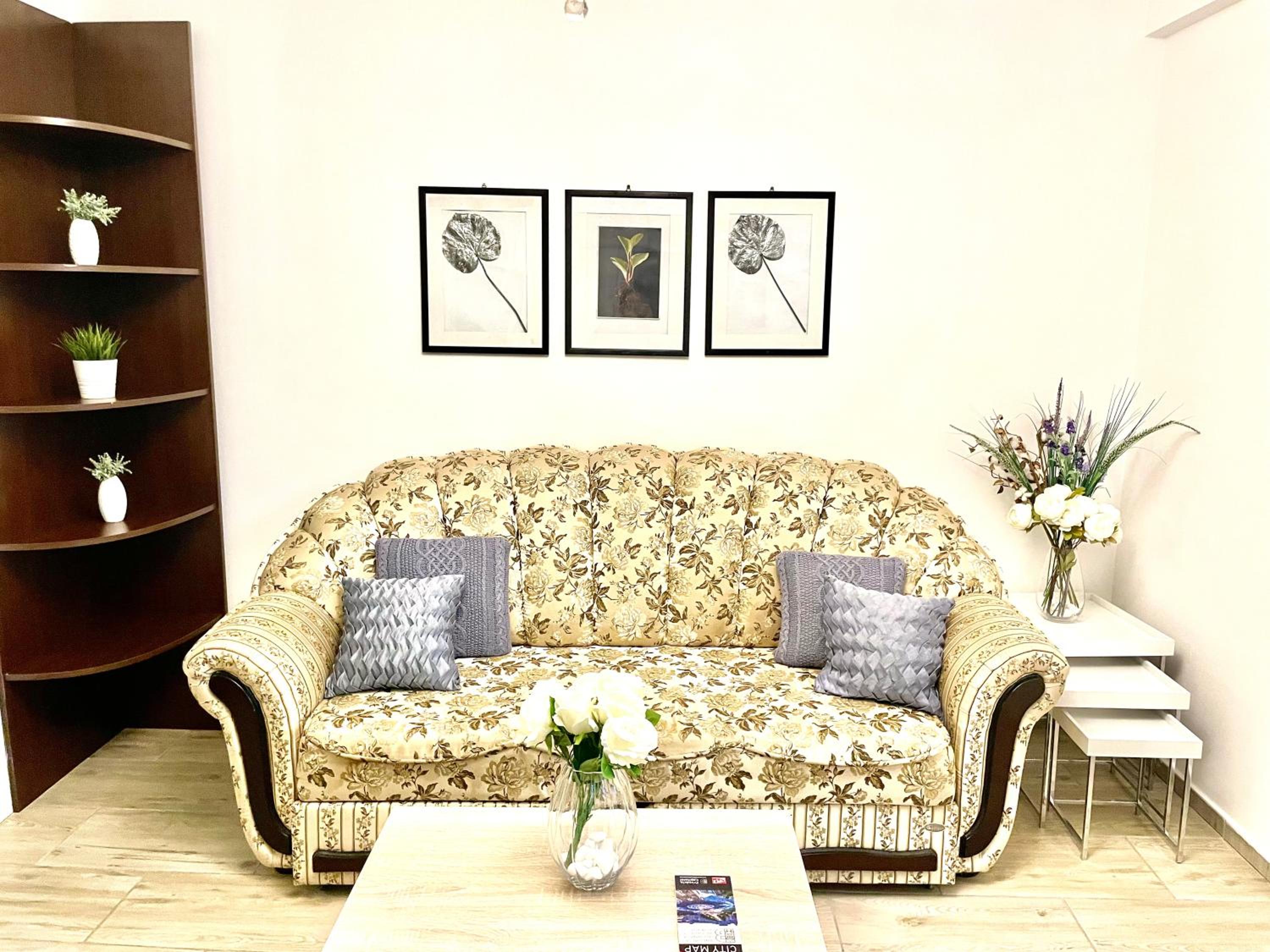 One-Bedroom Apartment - Photo 19