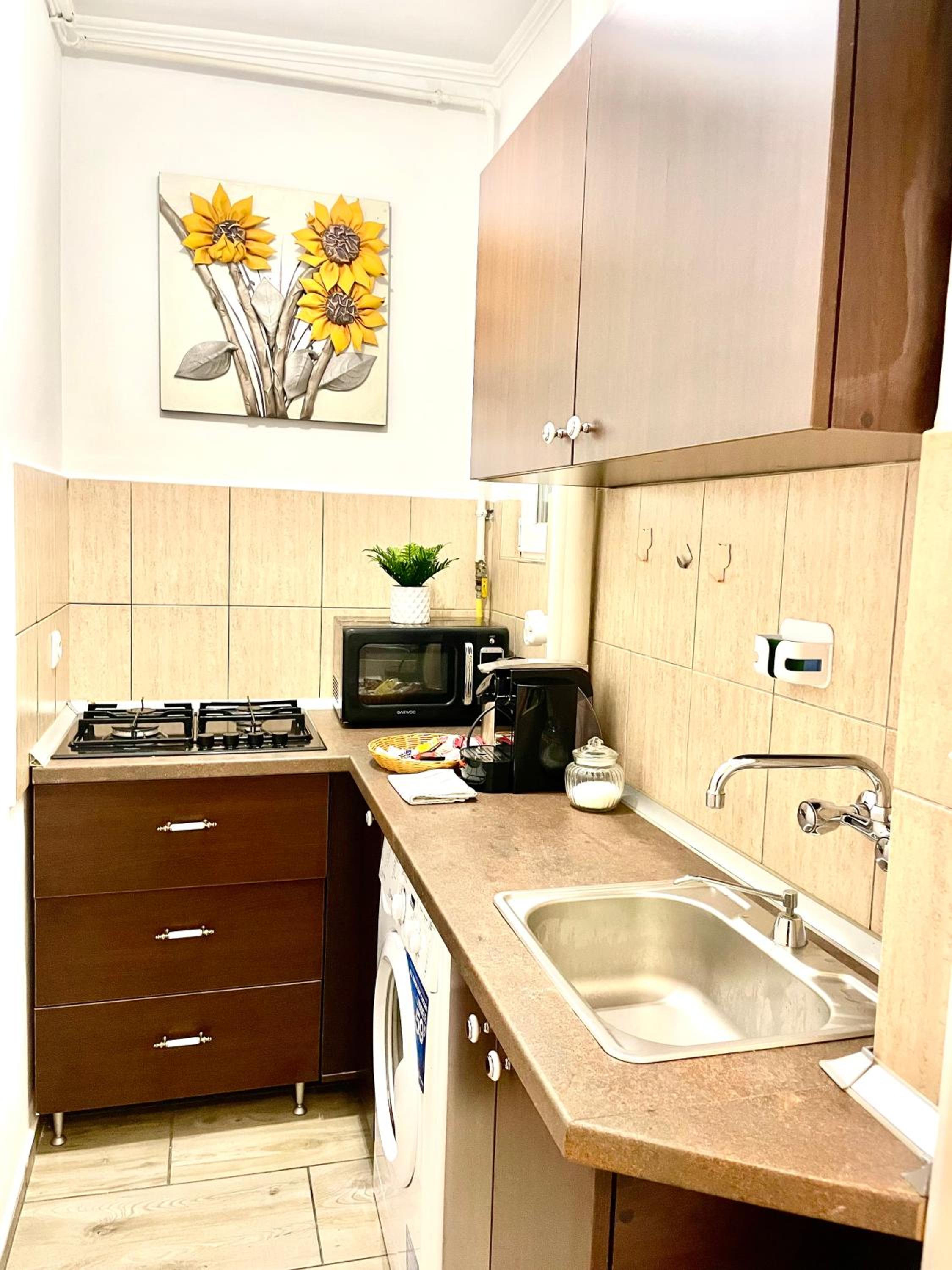 One-Bedroom Apartment - Photo 20