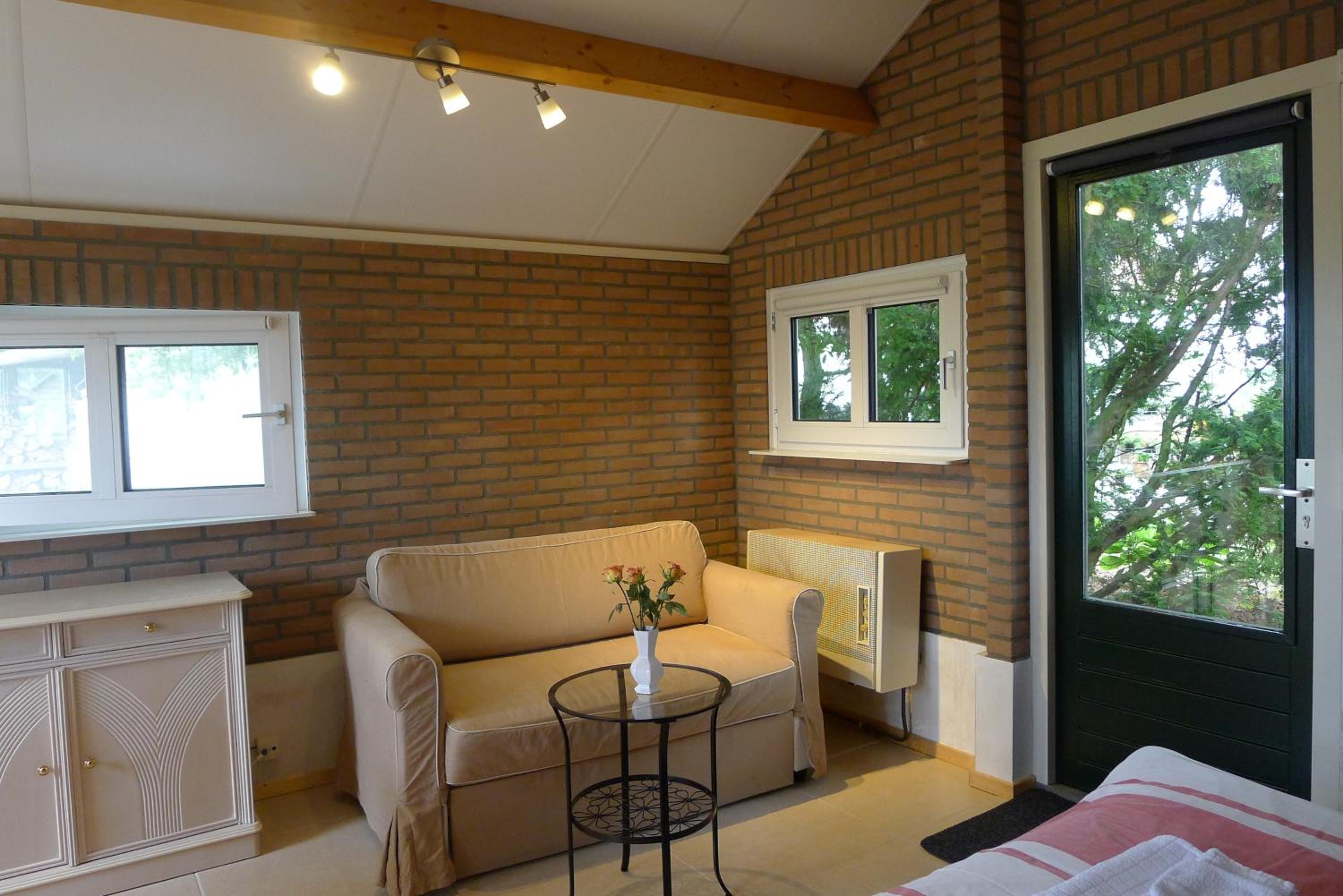 Double Room (2 Adults) - Photo 1
