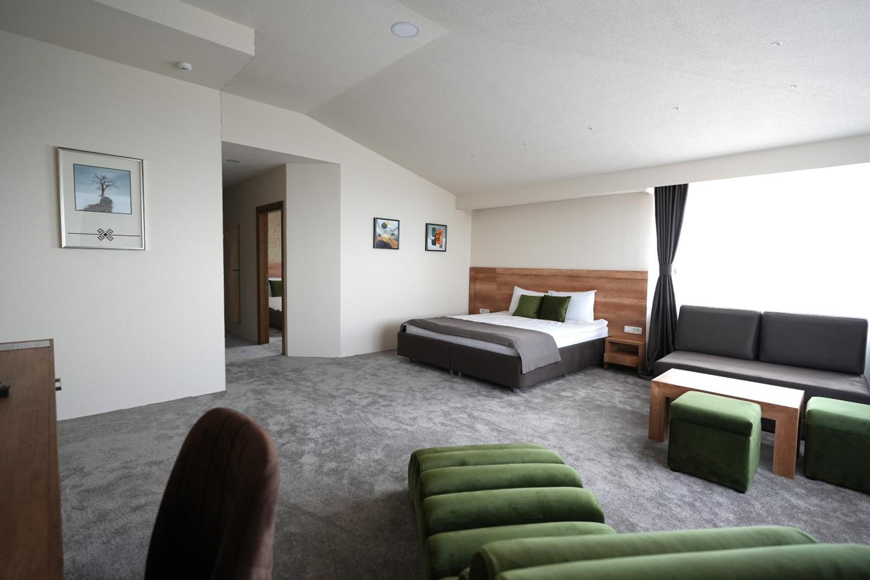 King Suite With Spa Bath