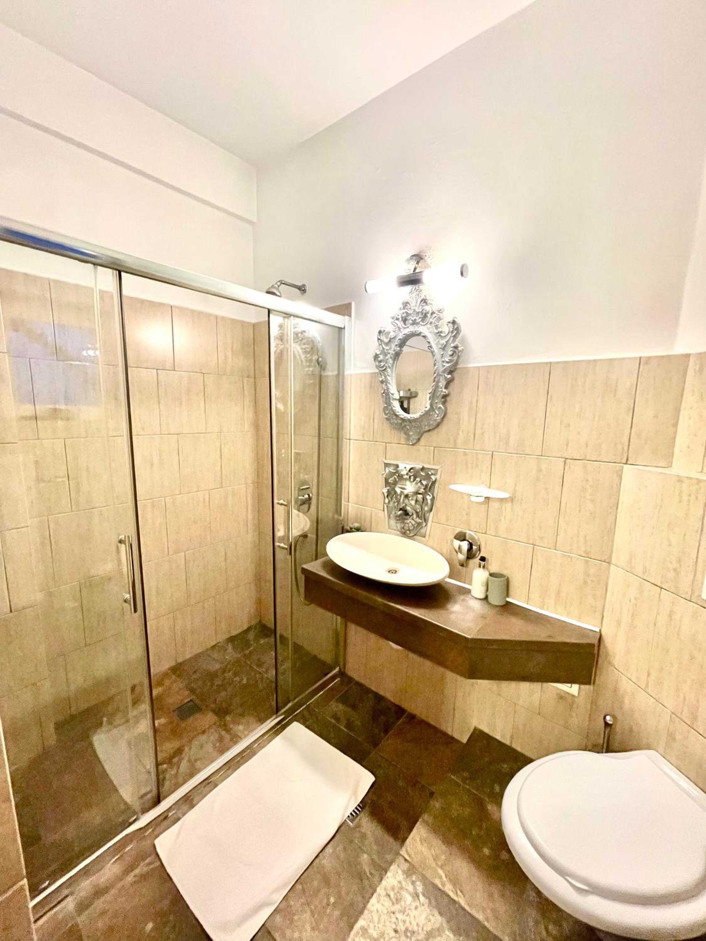 One-Bedroom Apartment - Photo 27