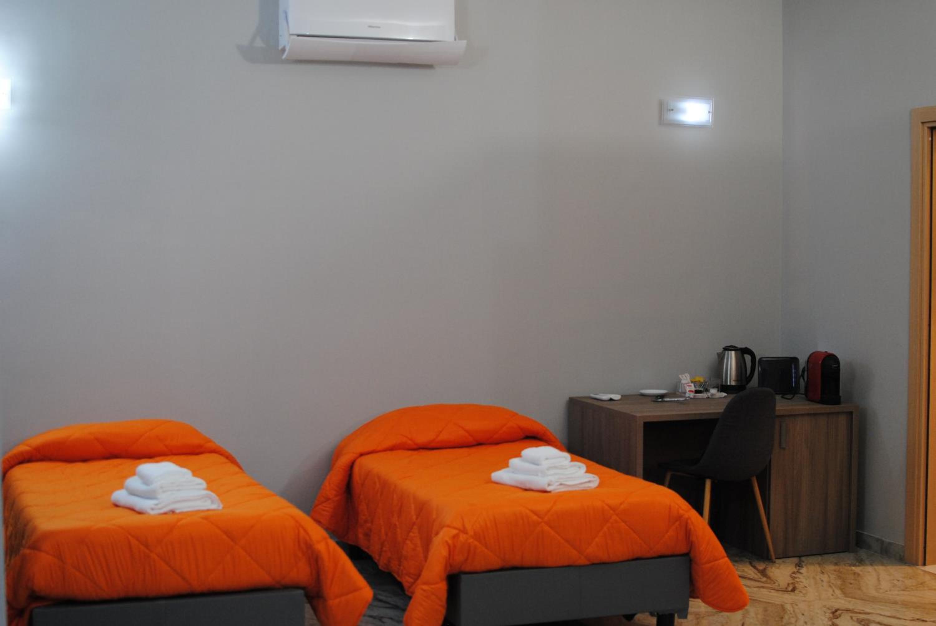 Comfort Quadruple Room - Photo 6