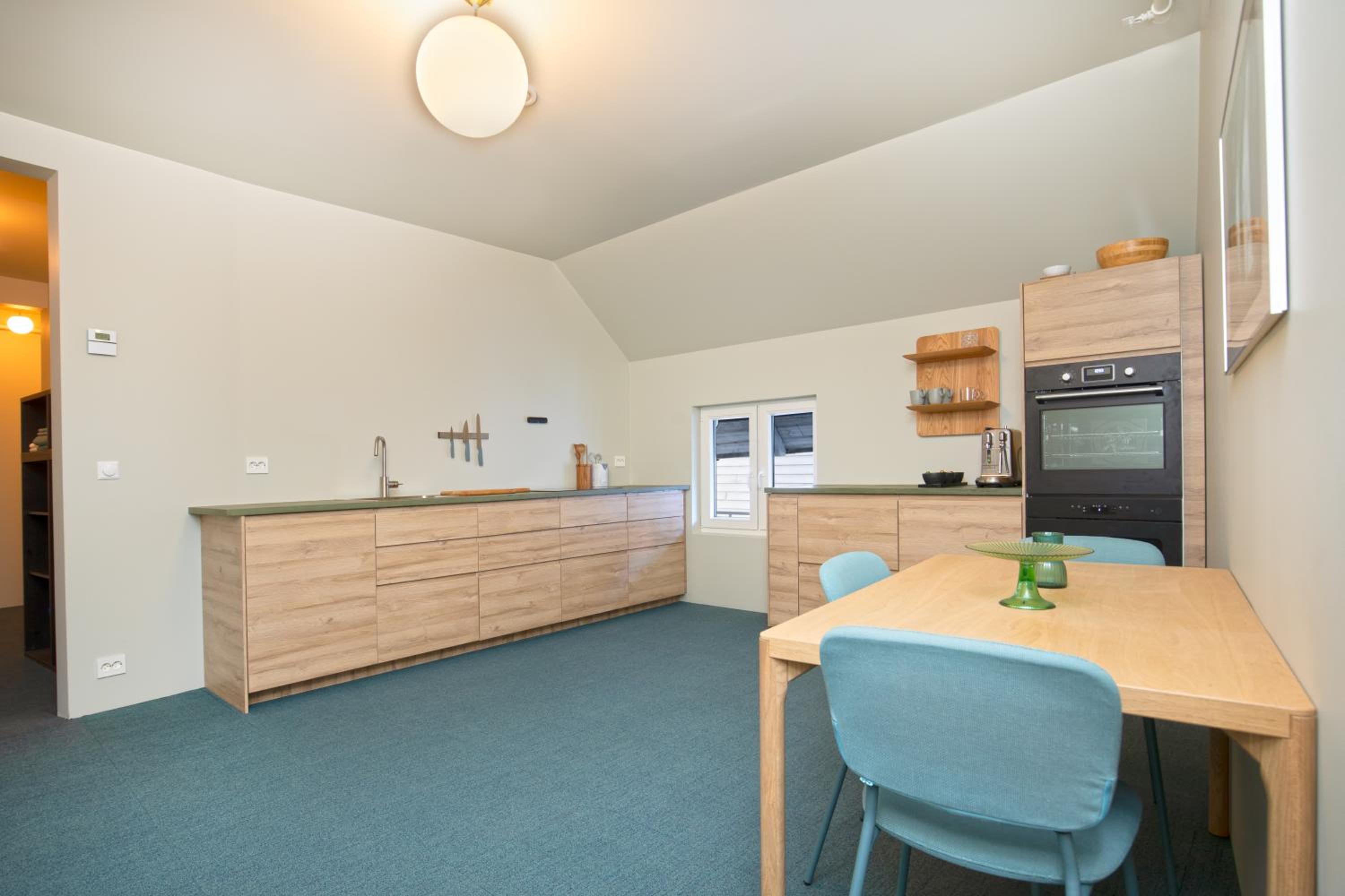 Single Room with Private Bathroom photo 2
