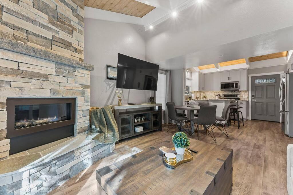 Two-Bedroom House photo 1