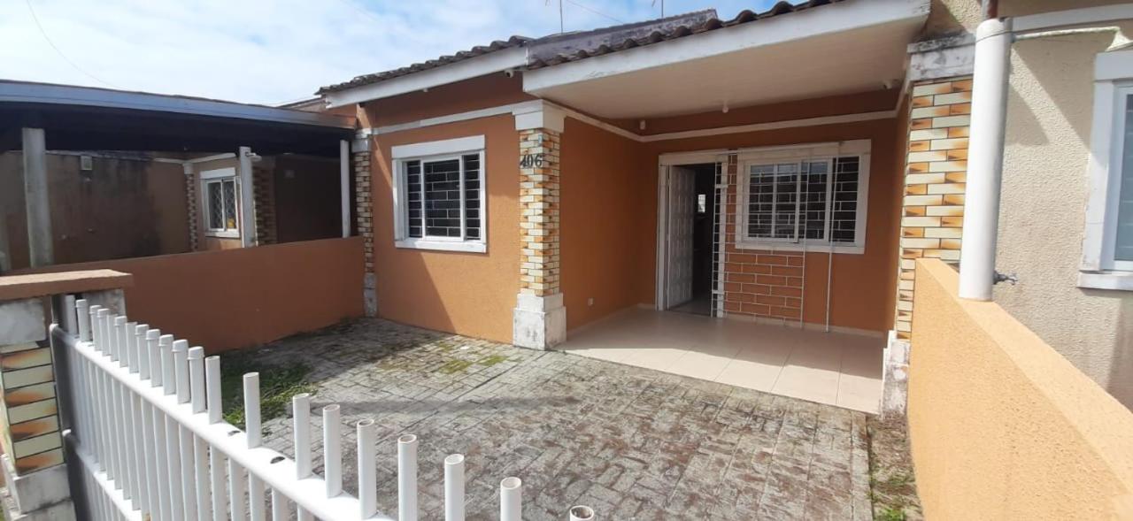 Two-Bedroom House photo 2