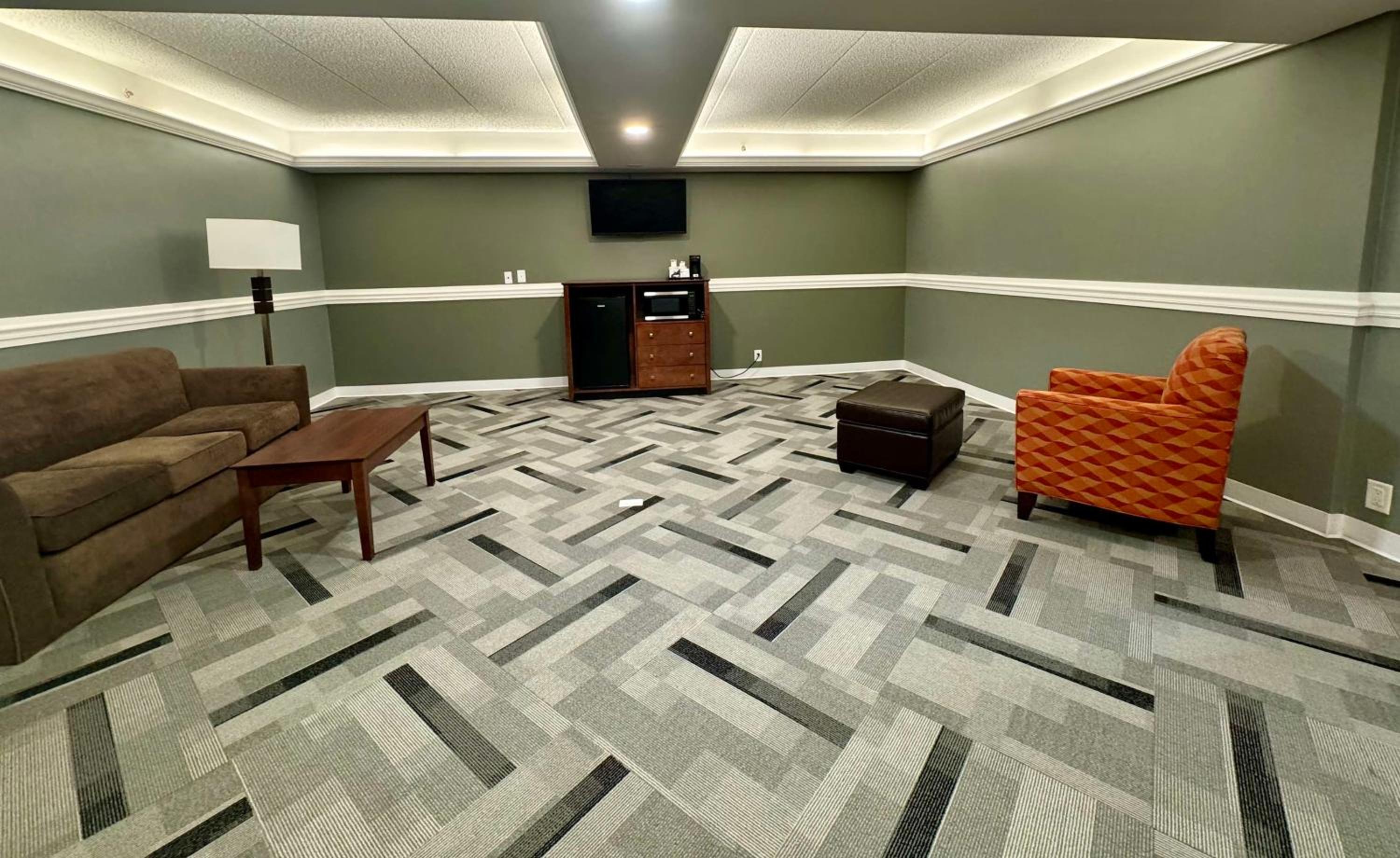 Large King Room - Non-Smoking - Photo 2