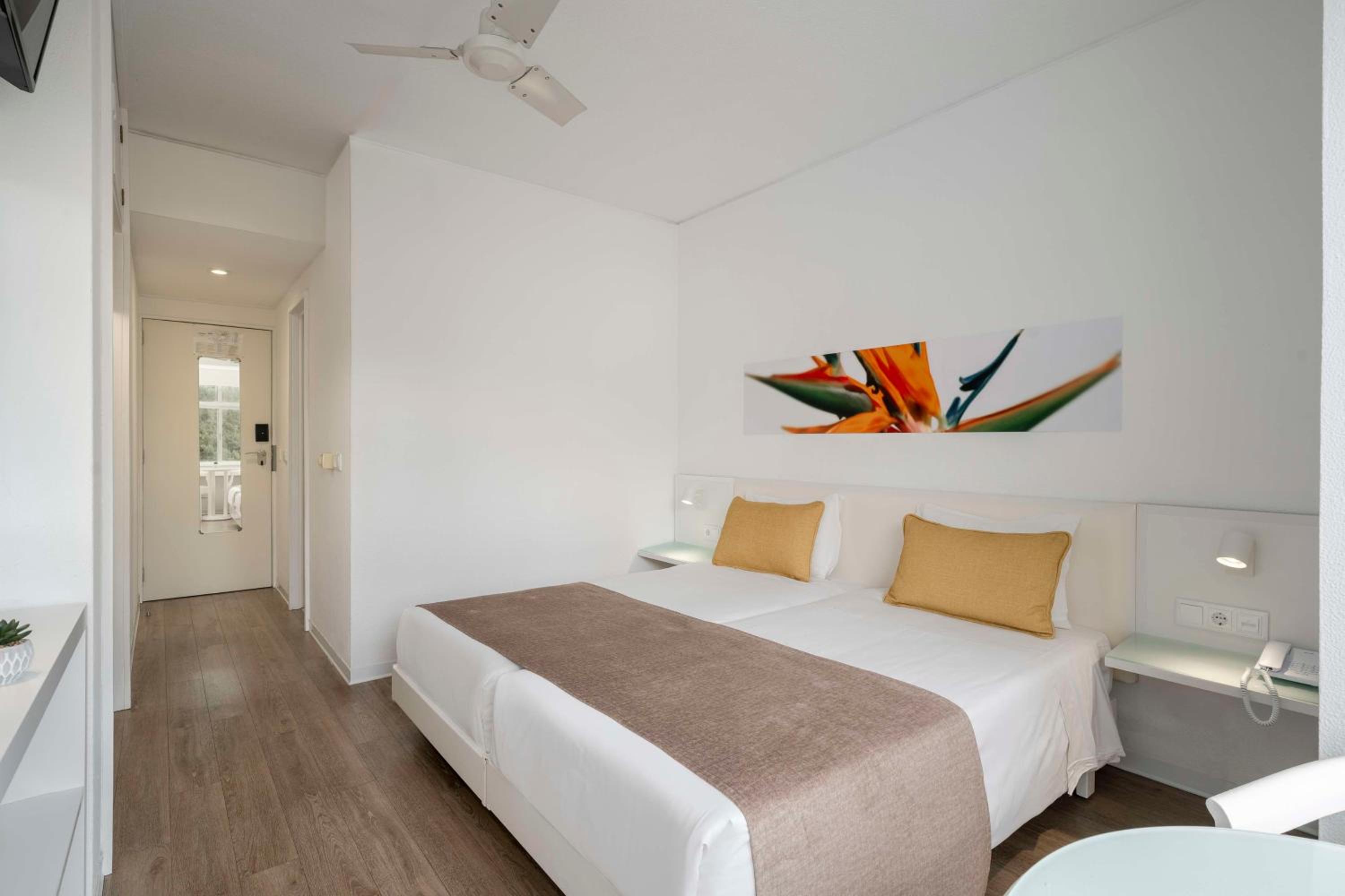 Double Room - Photo 1