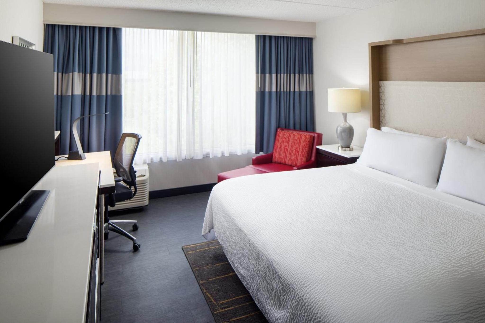 Standard King Room - Photo 1