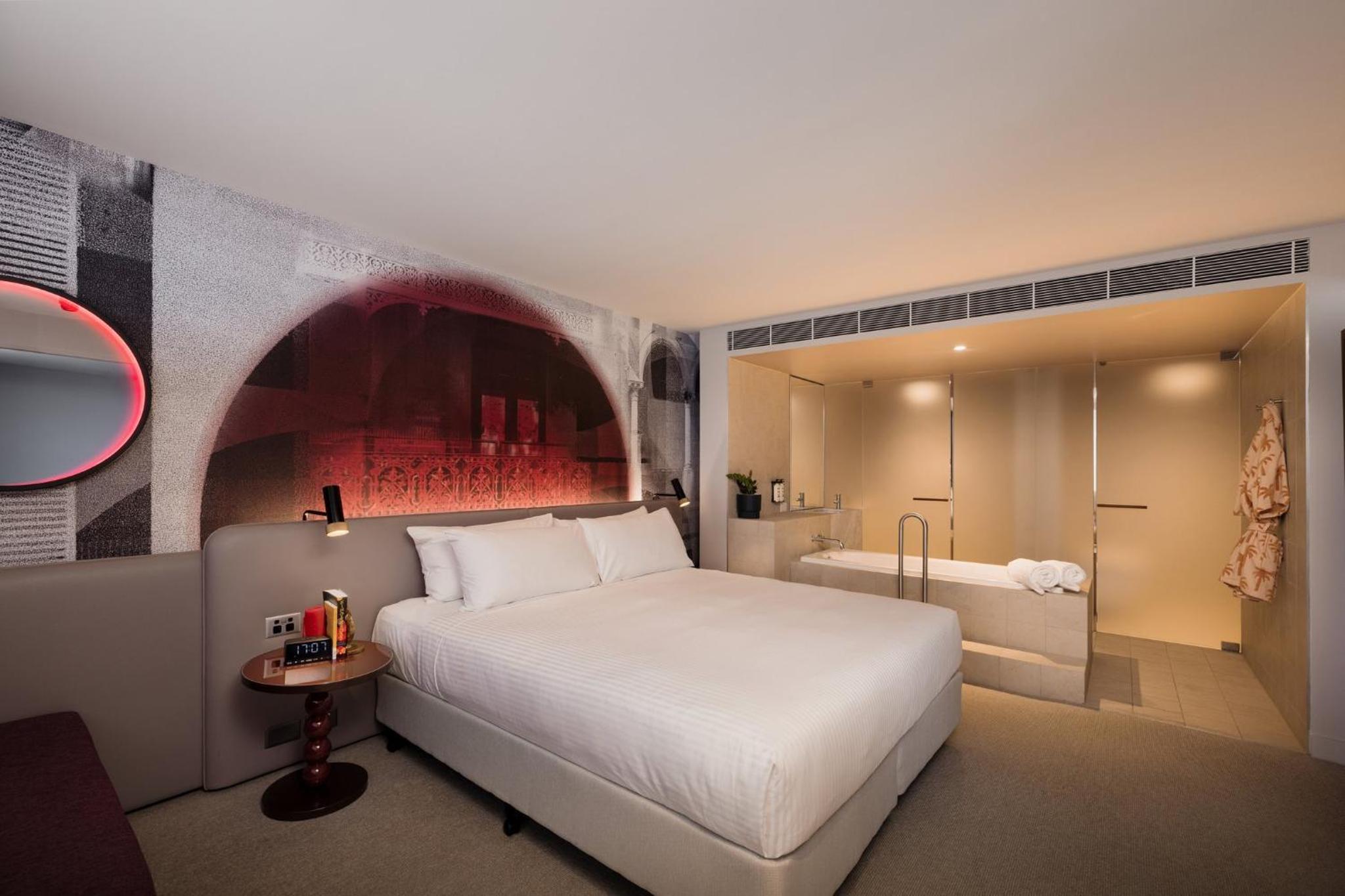 One-Bedroom Suite with Harbor View - High Floor
