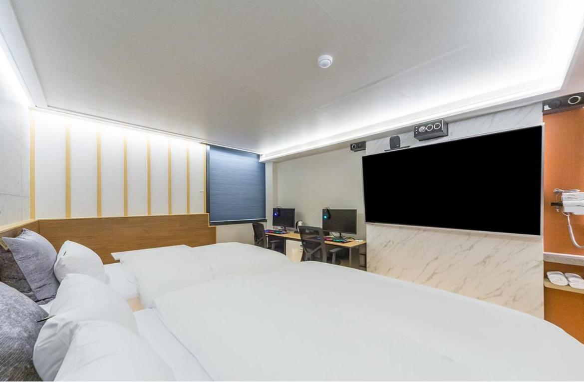 Deluxe Twin Room - Photo 5
