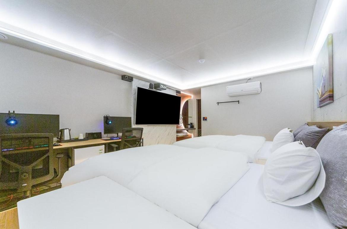 Deluxe Twin Room - Photo 4