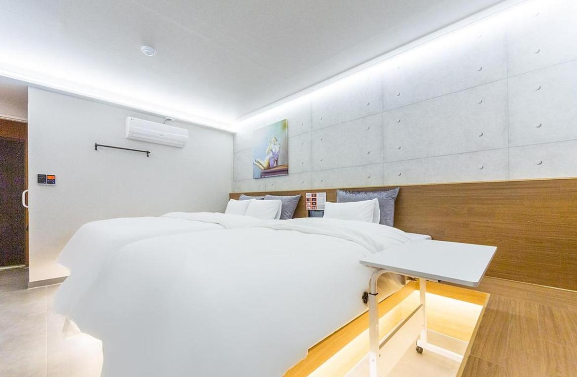 Deluxe Twin Room - Photo 6