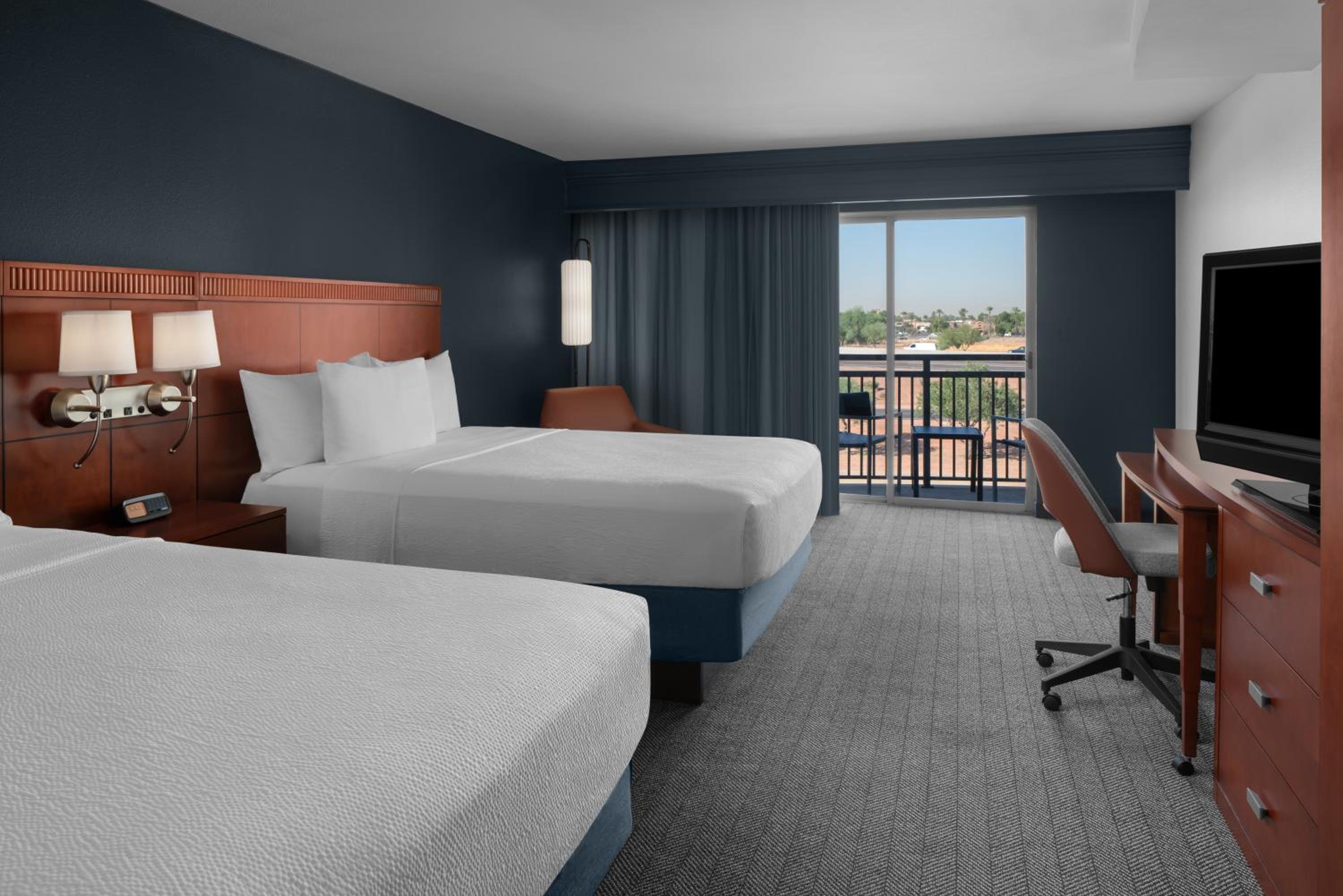 Extended, Guest room, 2 Queen, Balcony photo 1