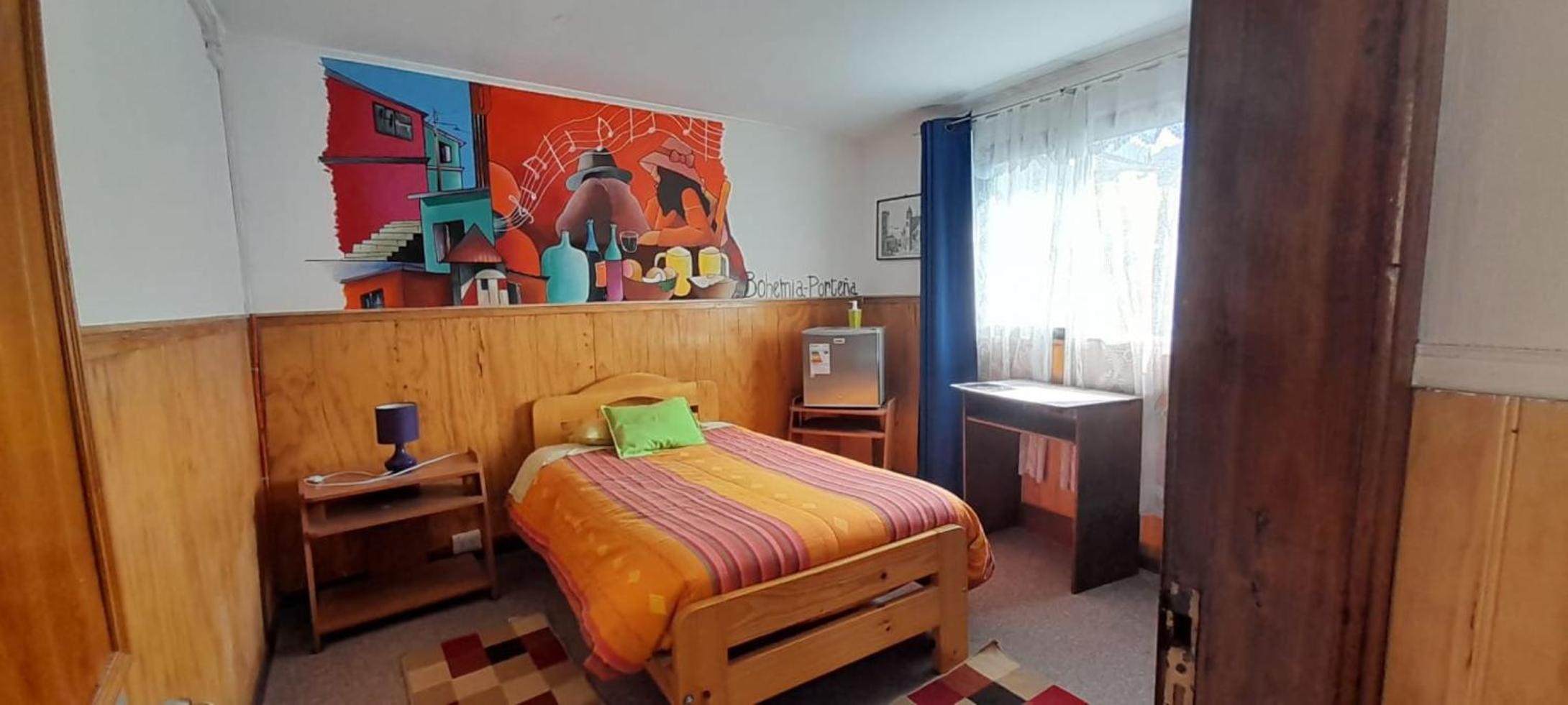 Single Room with Shared Bathroom