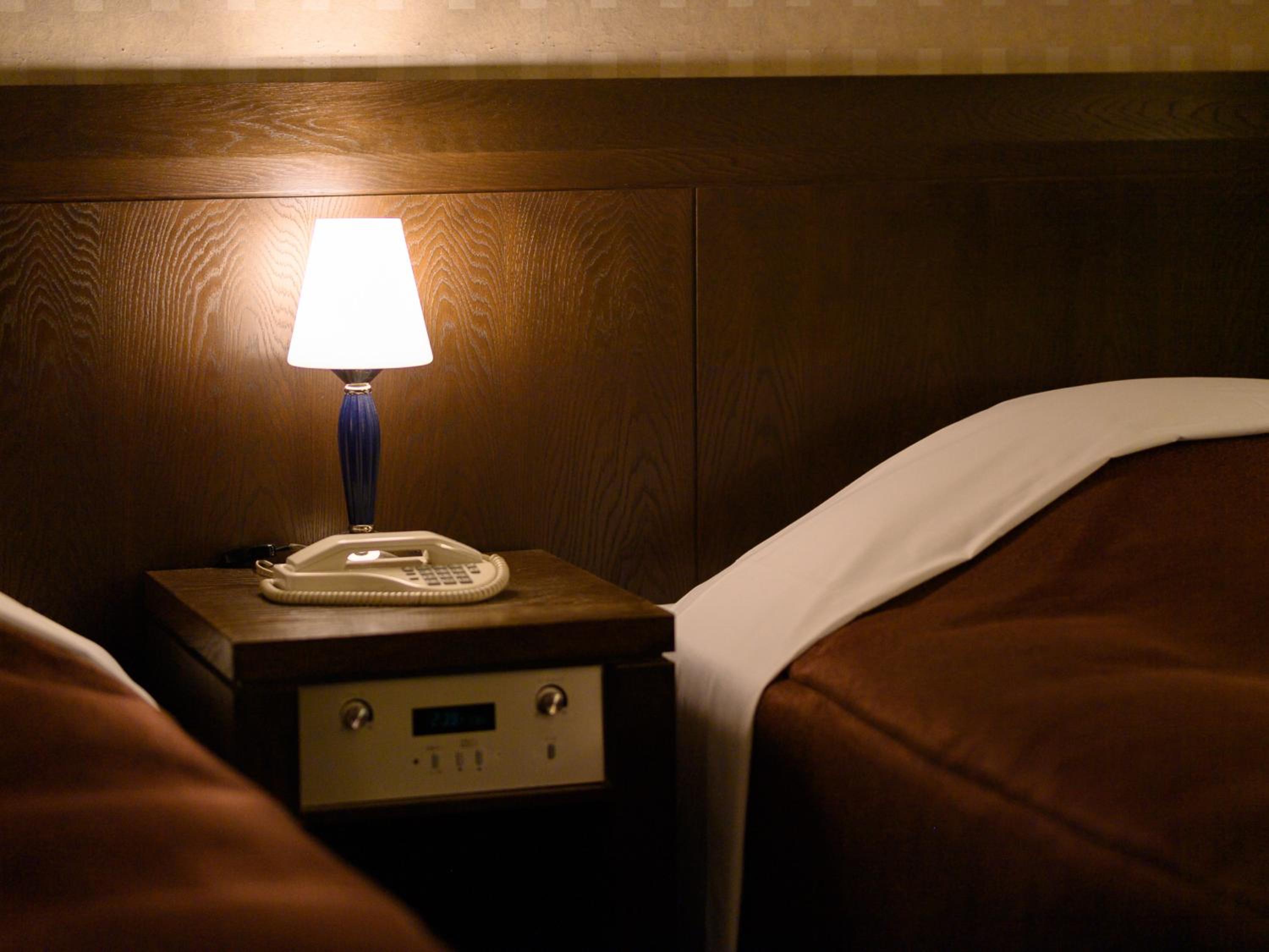 Twin Room - Smoking - Photo 17