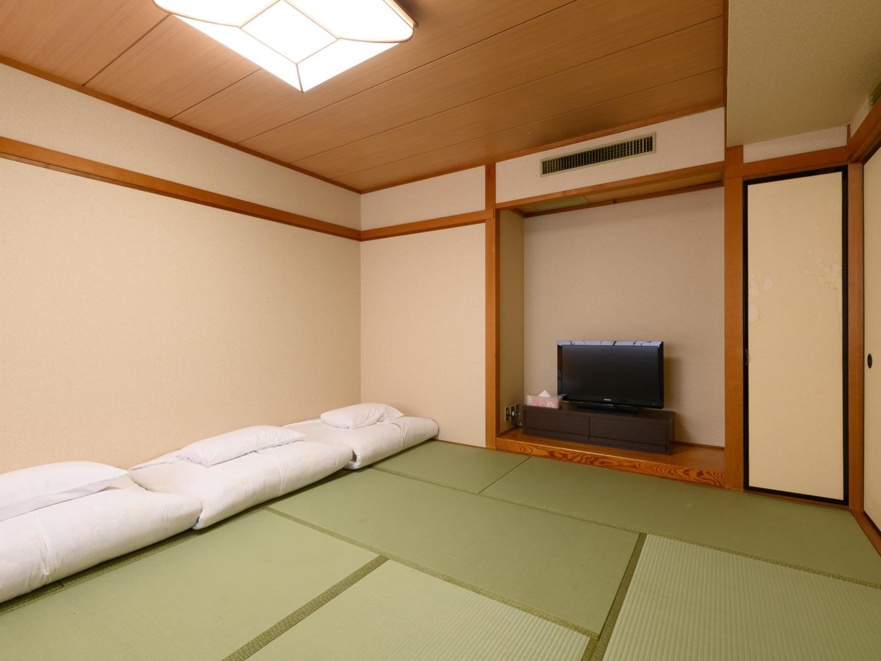 Japanese-Style Room - Smoking photo 2