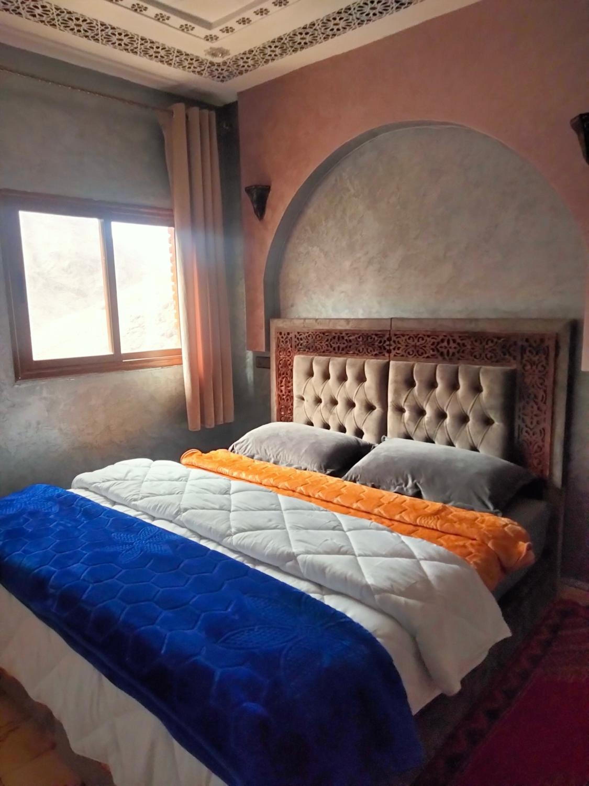 Deluxe Double Room with Balcony photo 2