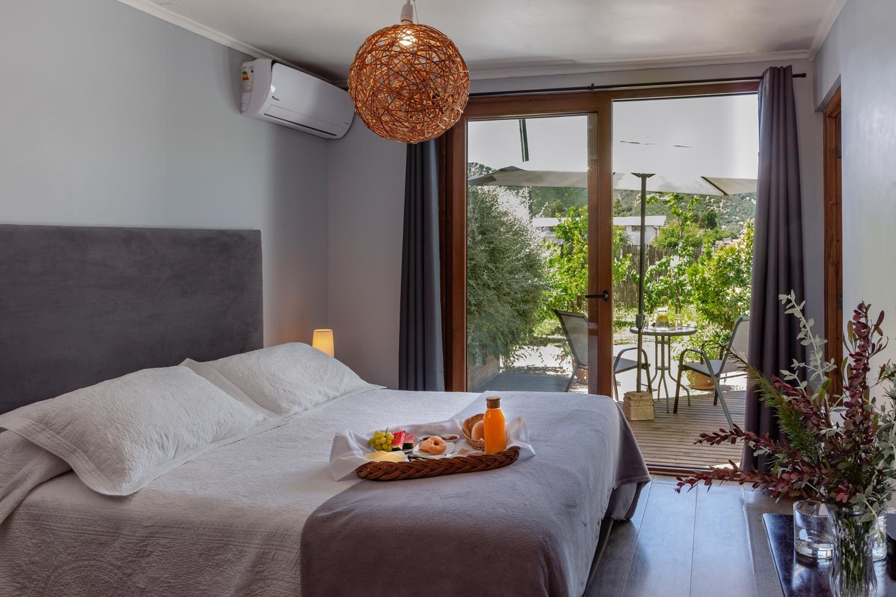 Double Room with Garden View photo 1
