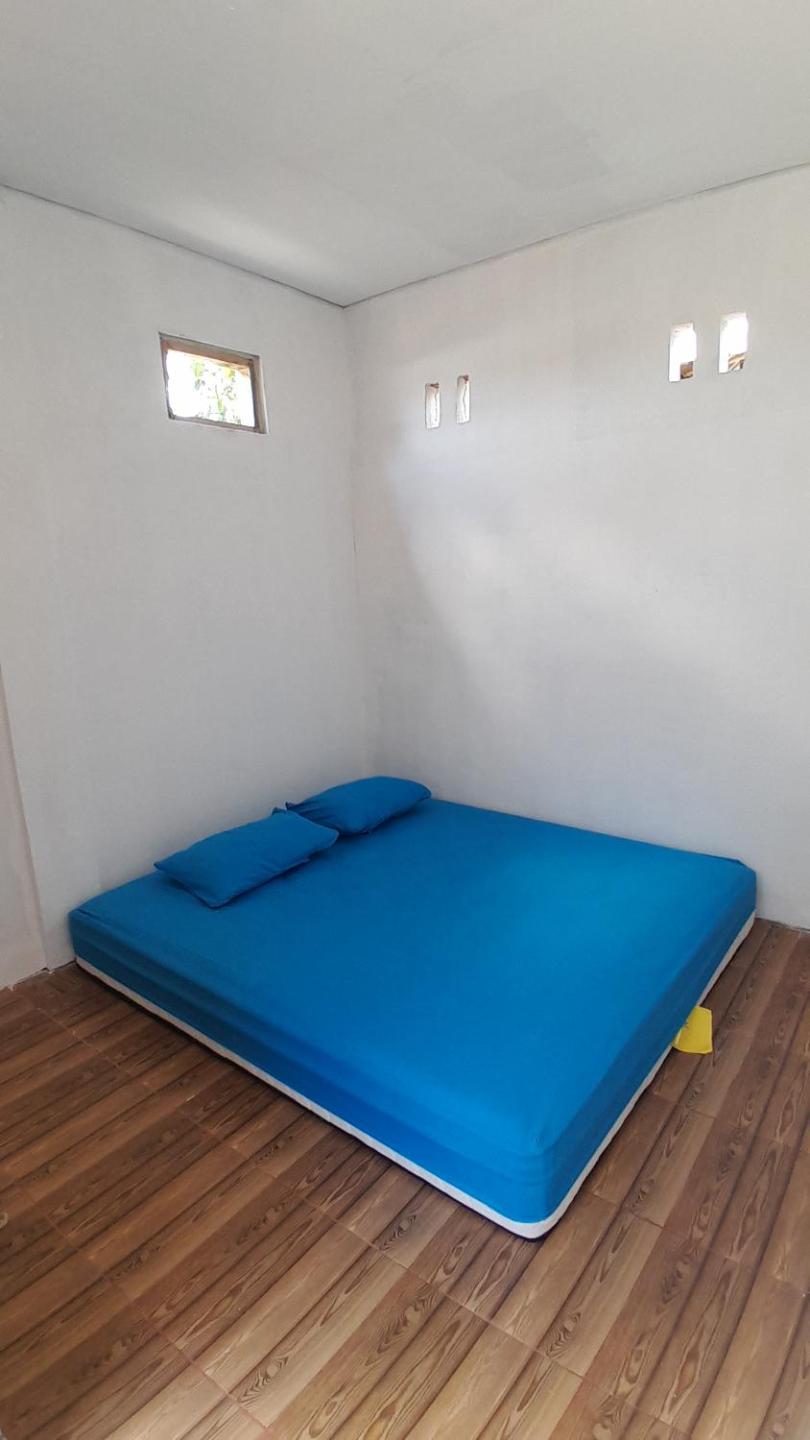 Standard Double Room with Shared Bathroom