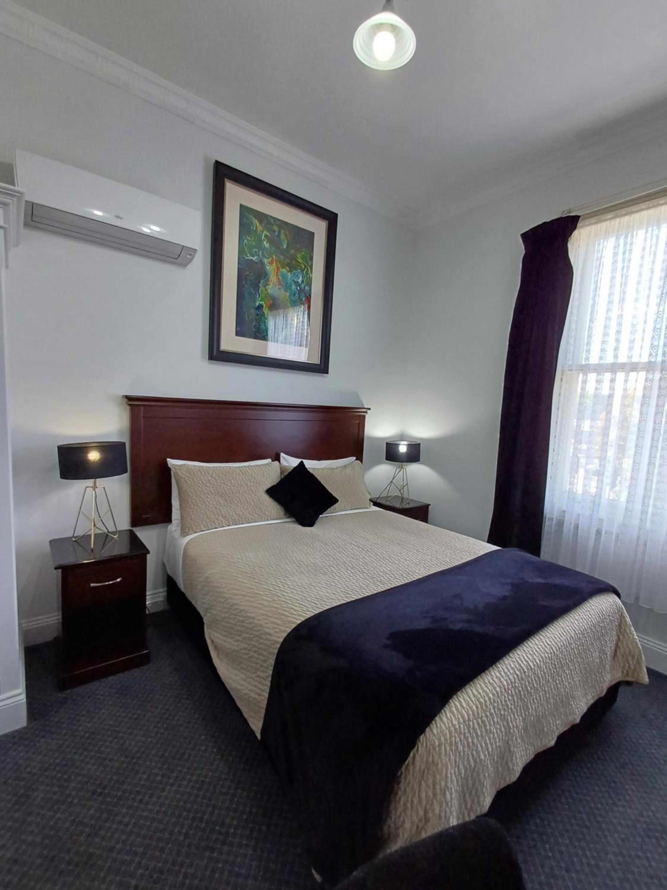 Premium Twin Room - Photo 1