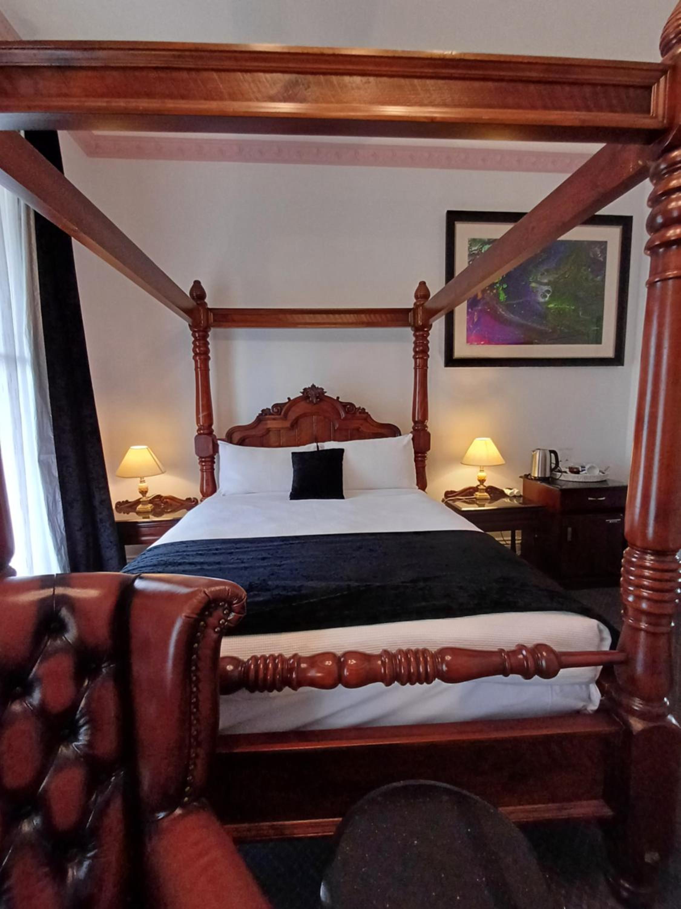 Premium Queen Room - Photo 8