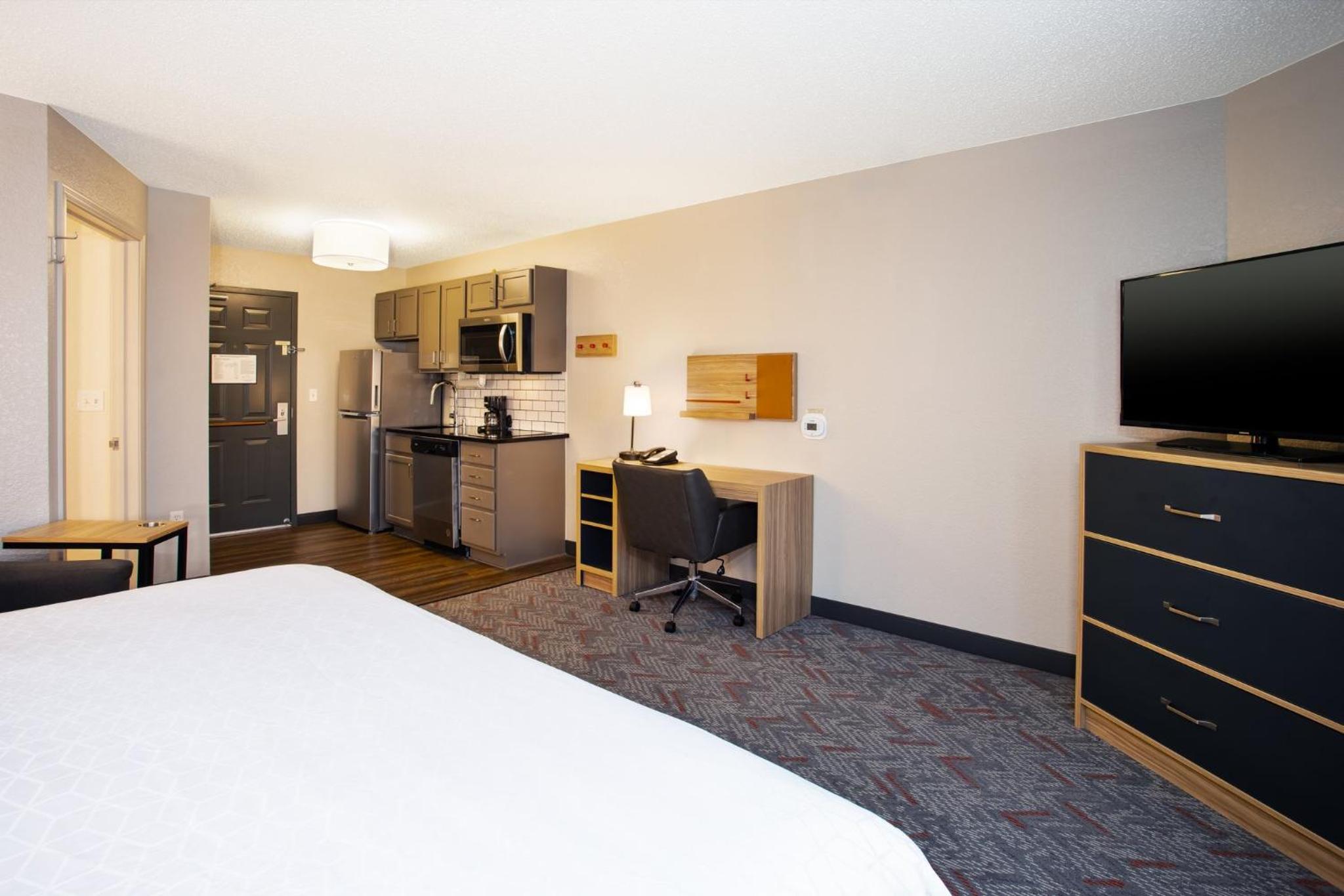King Studio Suite - Photo 1