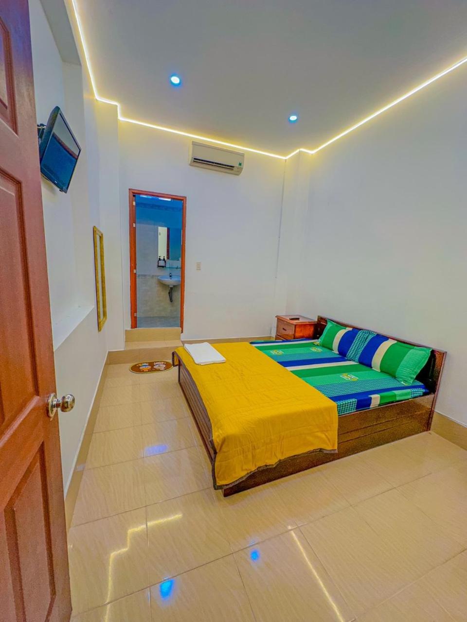 Economy Double Room photo 1