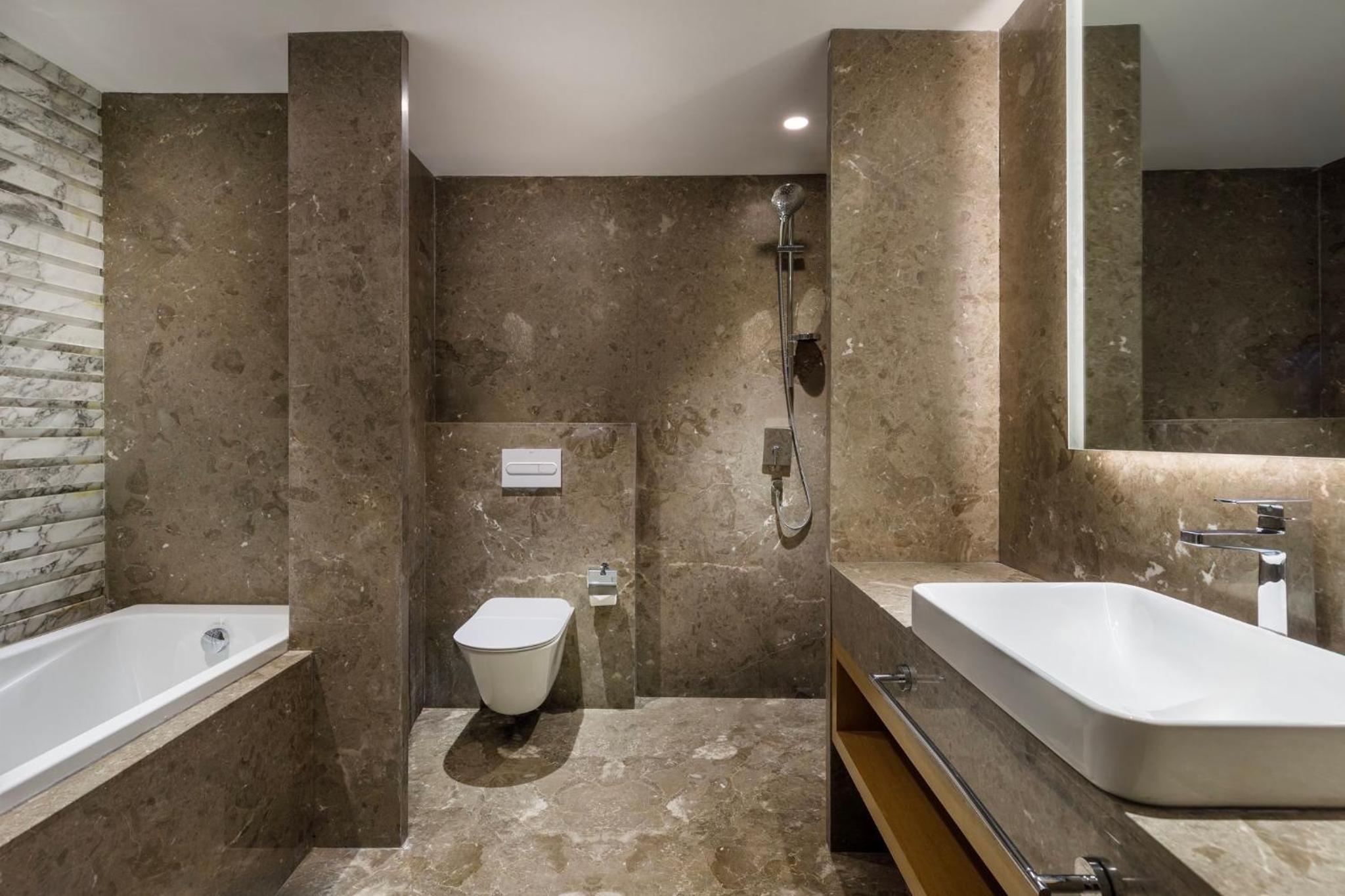 Queen Suite - Photo 5