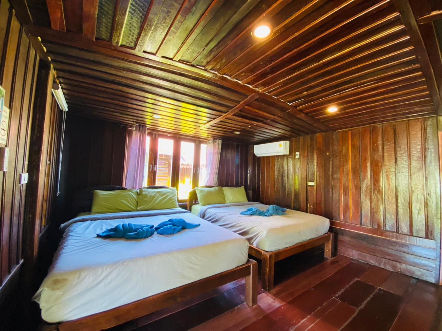 Triple Room with Garden View